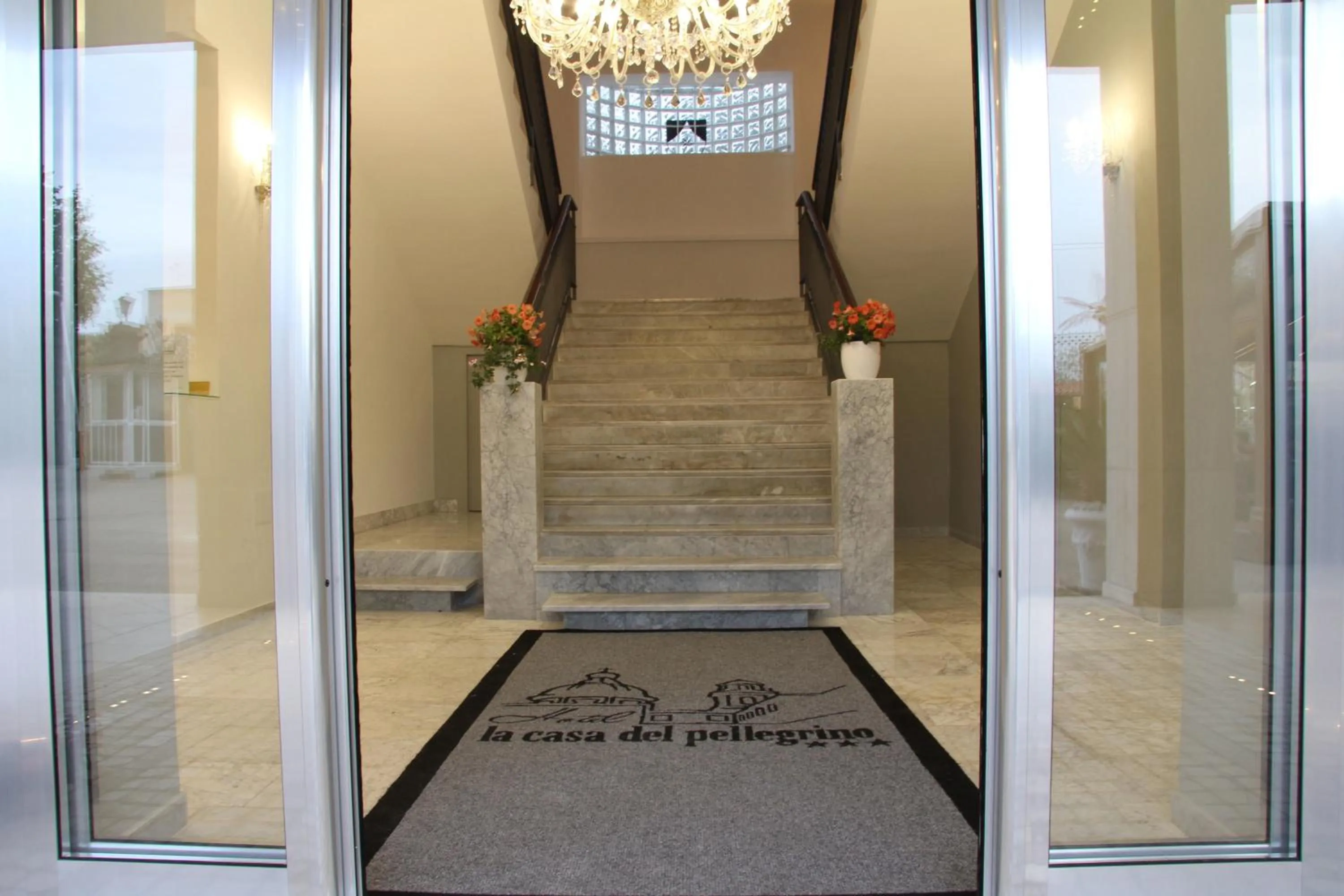 Lobby or reception in Hotel La Casa Del Pellegrino