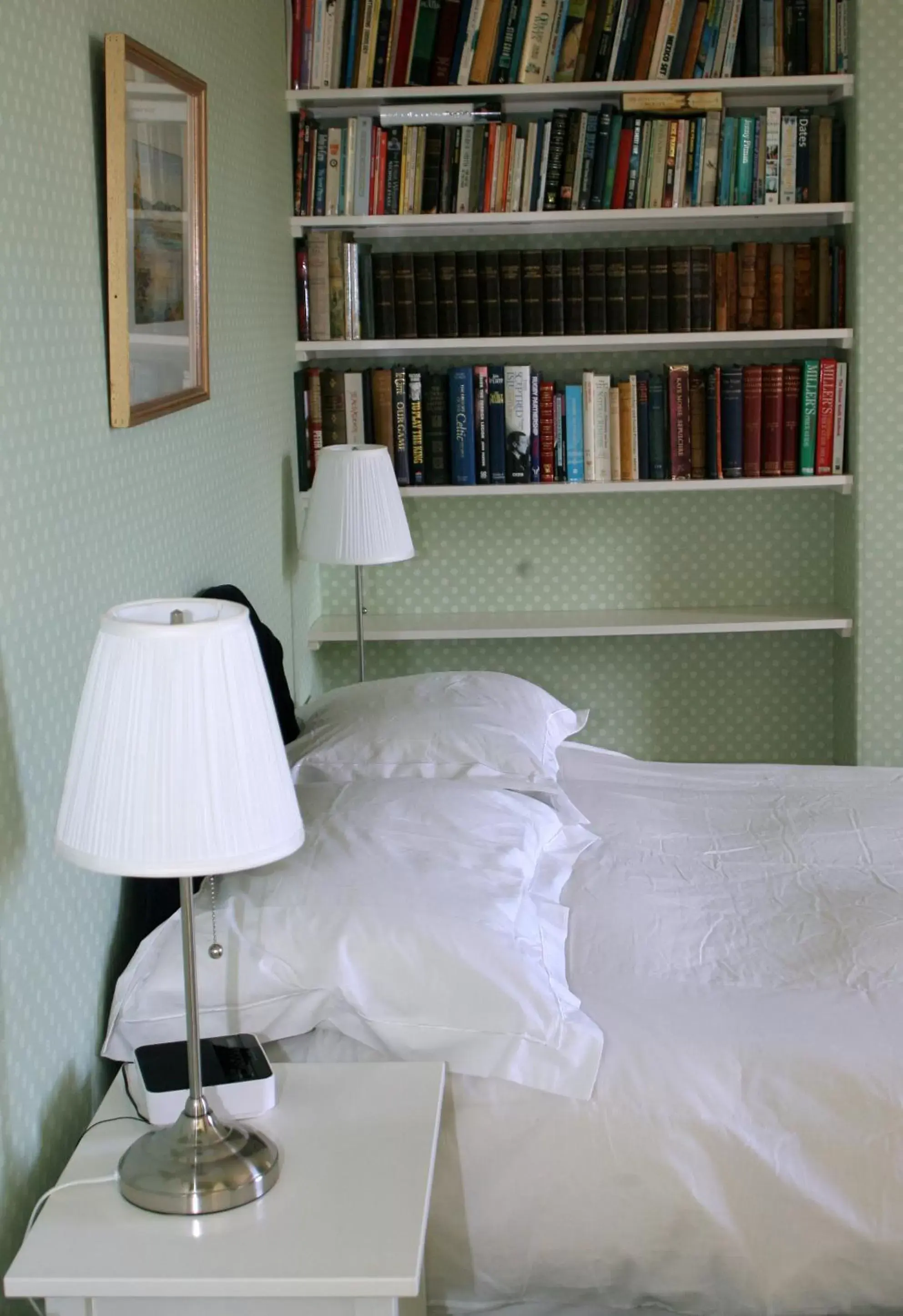 Bedroom, Library in Kirklands House