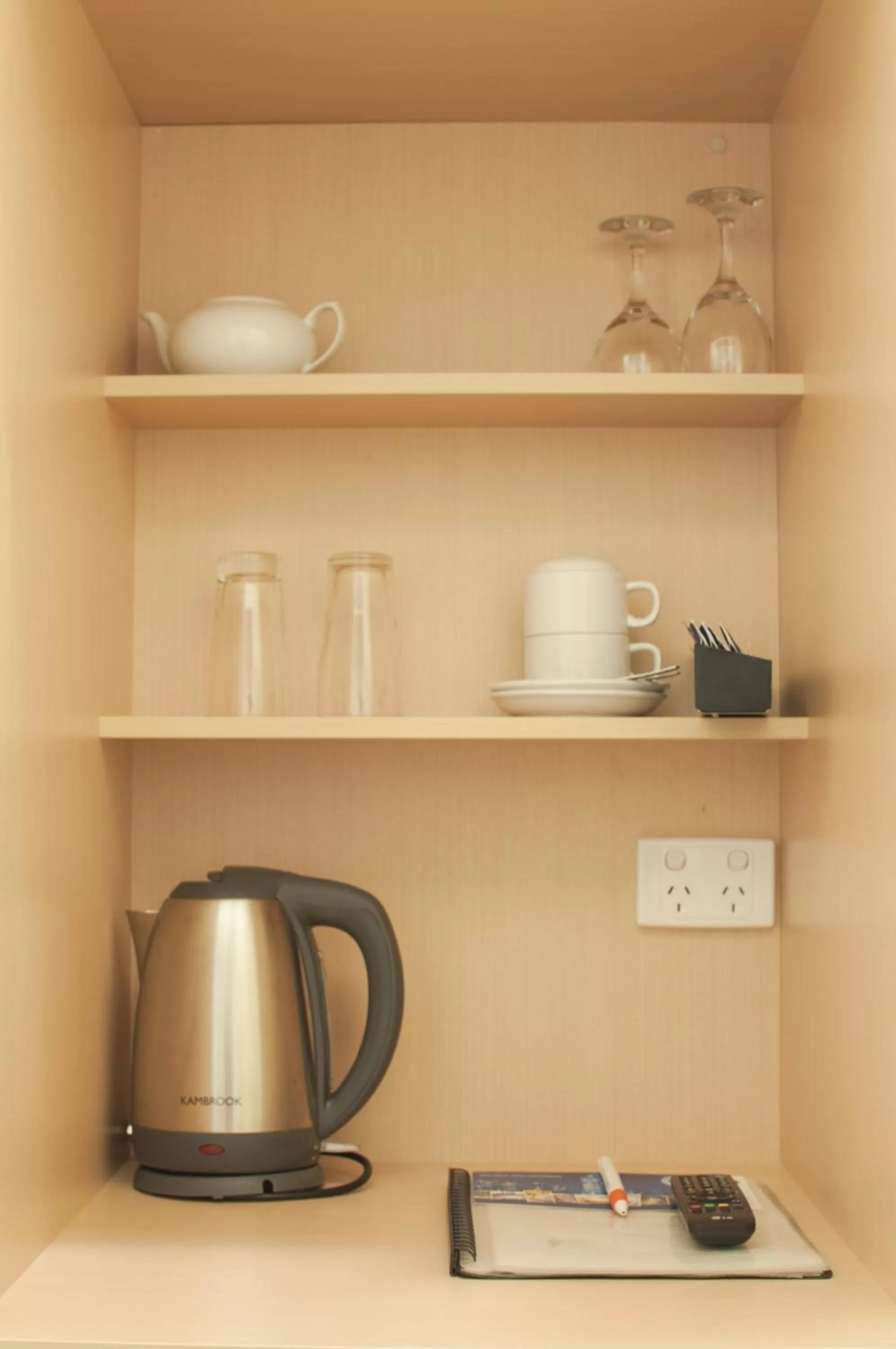 Coffee/tea facilities in Miami Hotel Melbourne