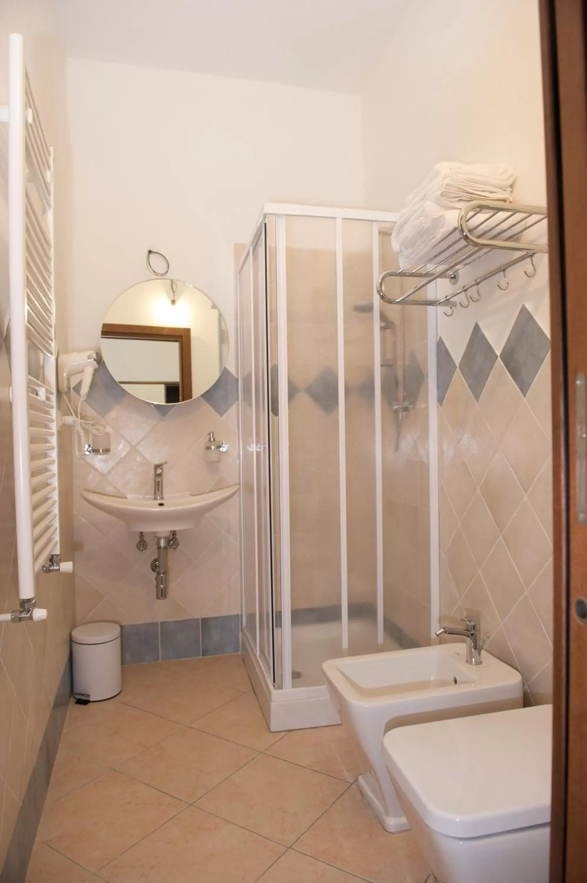 Bathroom in Domo - Guest-House Il Nespolo Fiorito