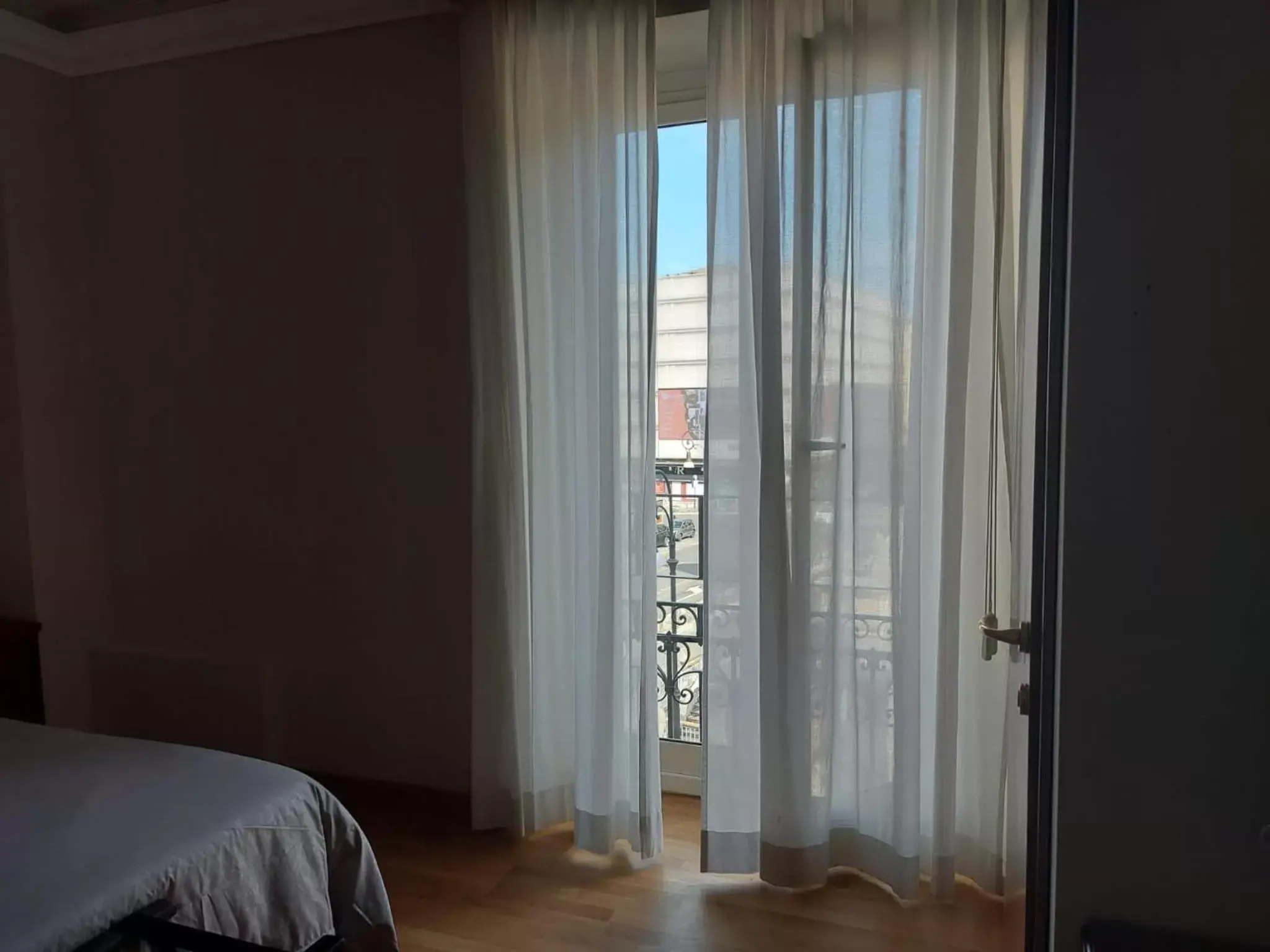 View (from property/room), Bed in Hotel Salis