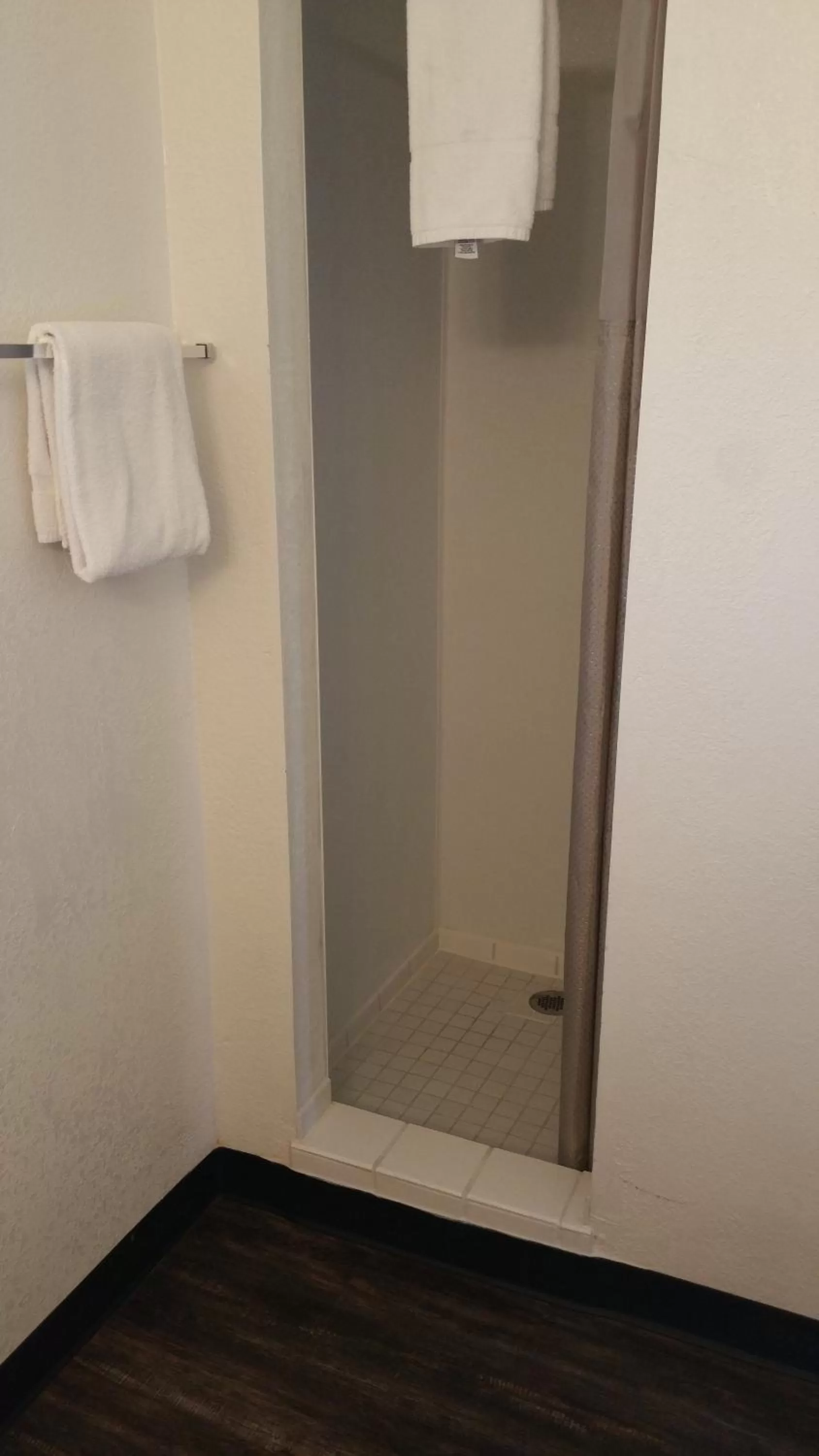 Bathroom in Ontario Inn