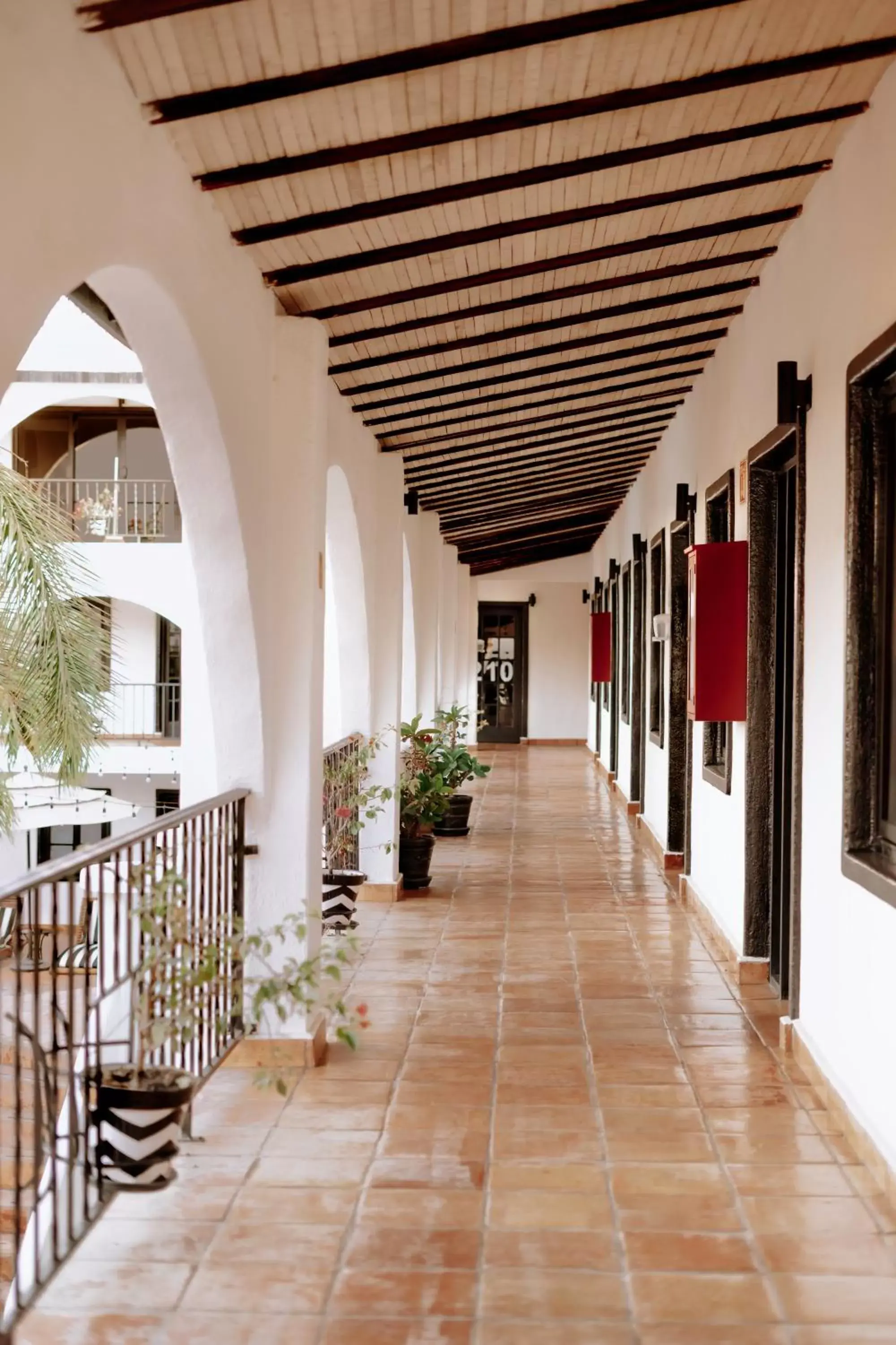 Balcony/Terrace in La Marina Inn