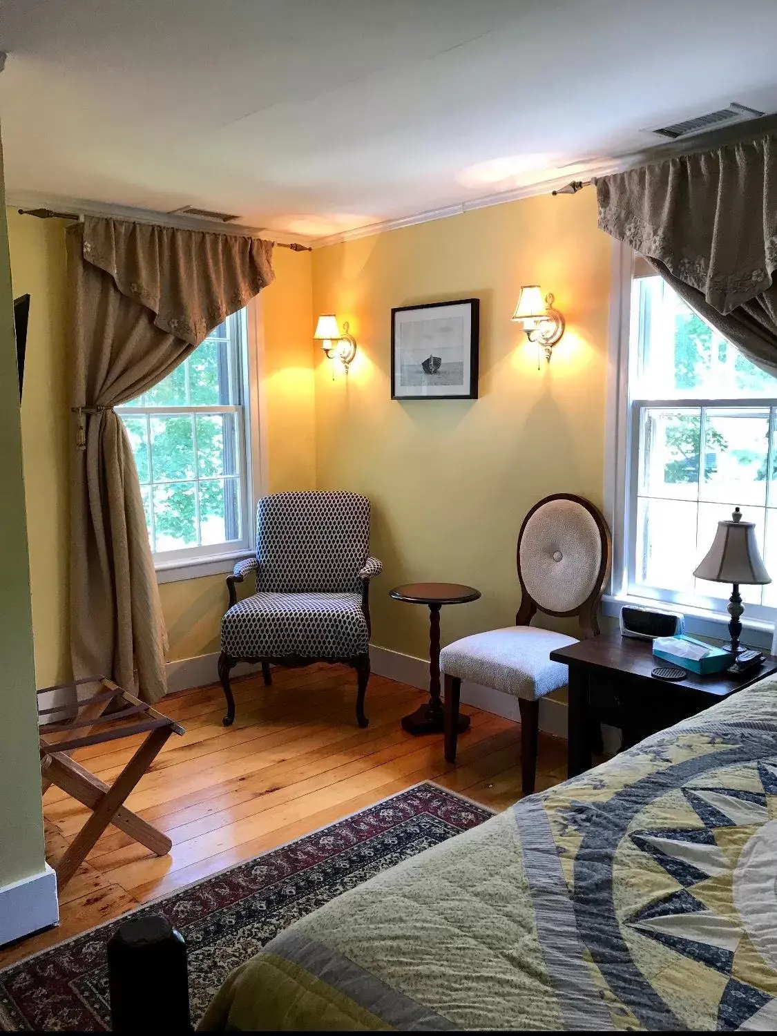 Seating Area in Scranton Seahorse Inn