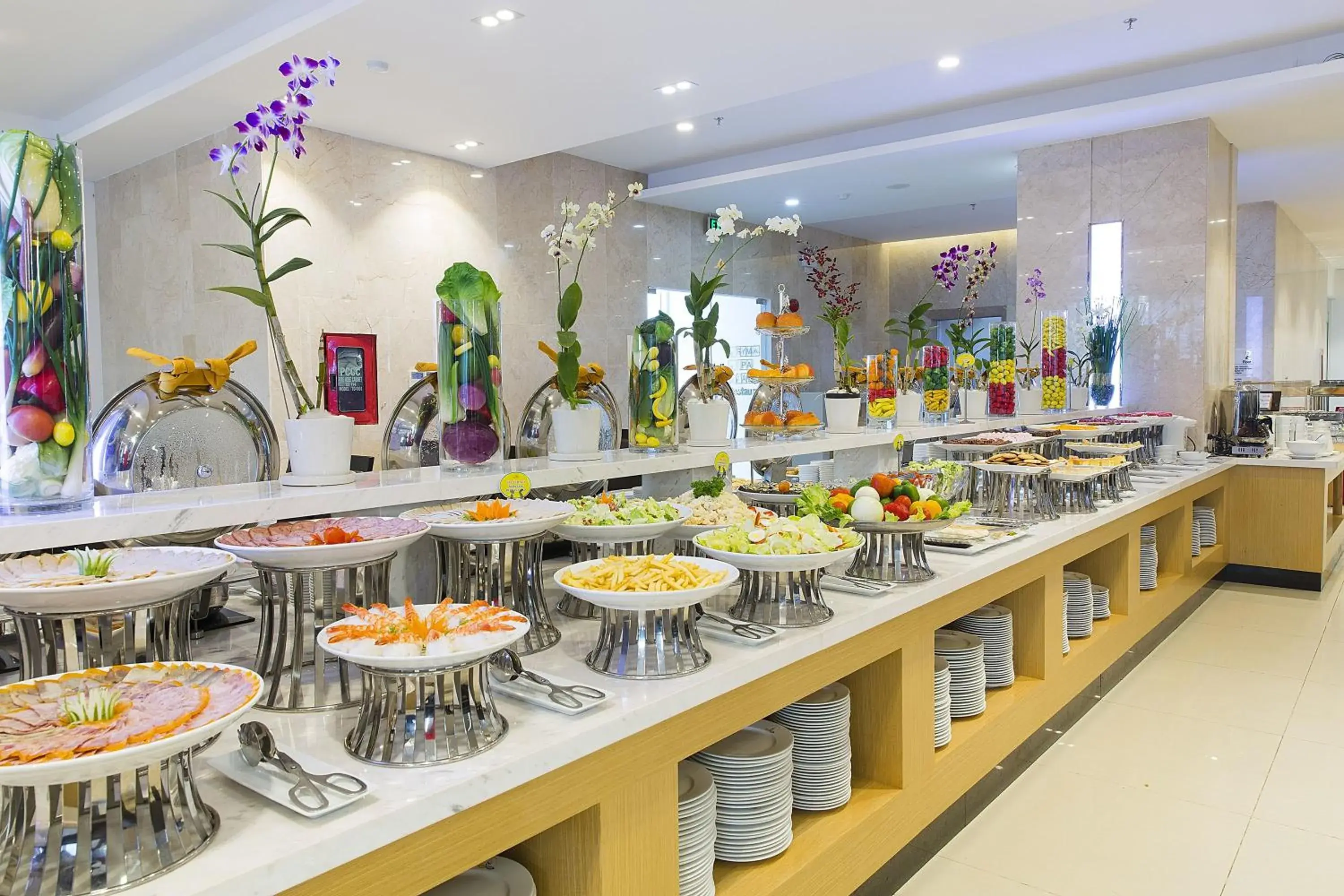 Buffet breakfast in Dendro Gold Hotel