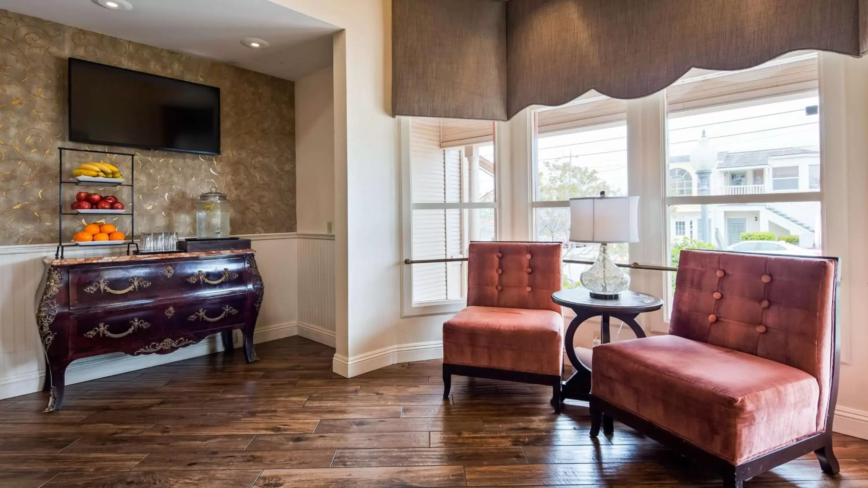 Lobby or reception, Seating Area in Victorian Inn