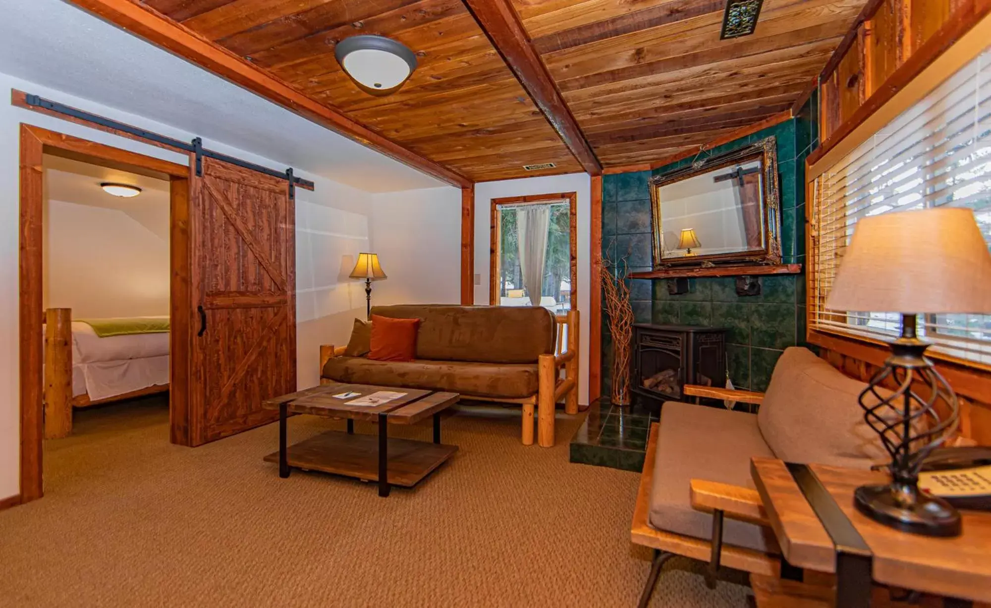 Living room, Seating Area in Cooper Spur Mountain Resort