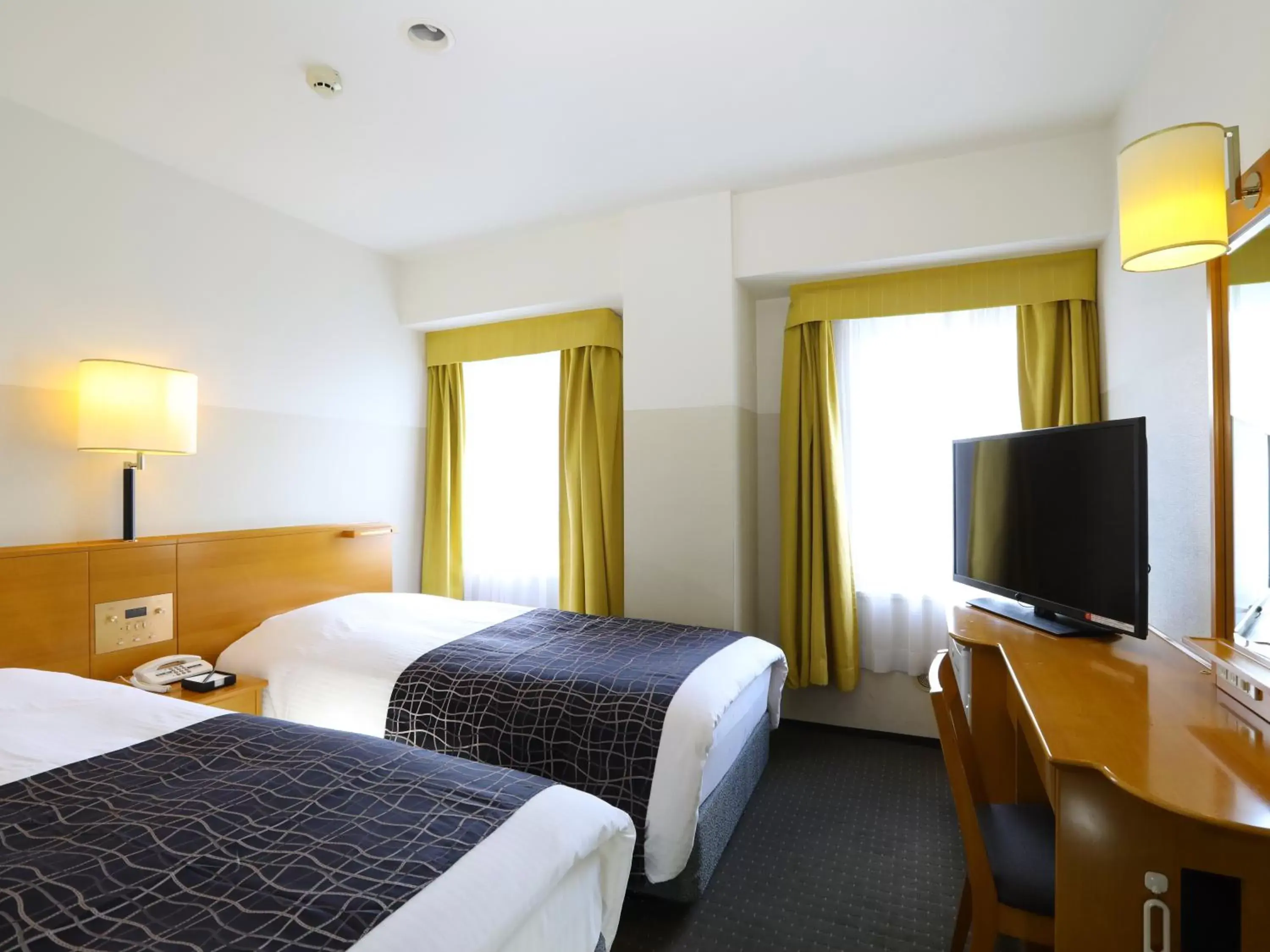 Photo of the whole room, TV/Entertainment Center in APA Hotel Chiba Yachiyo Midorigaoka