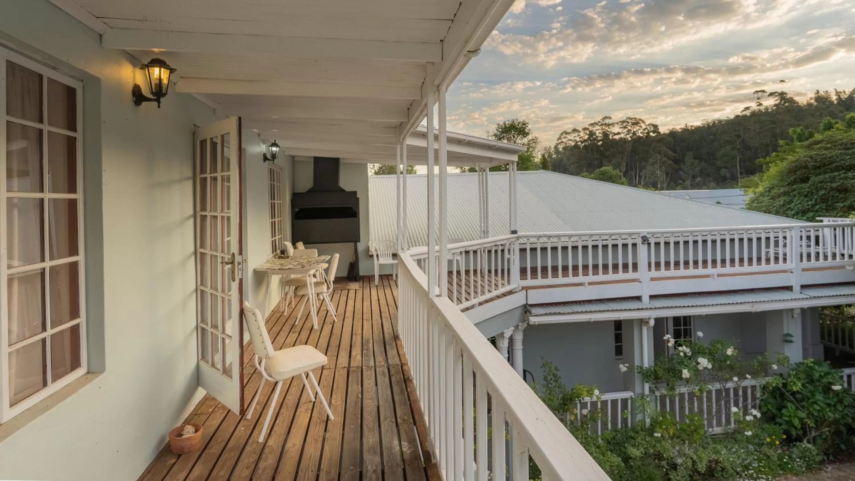 Property building in Aquaelberg Place