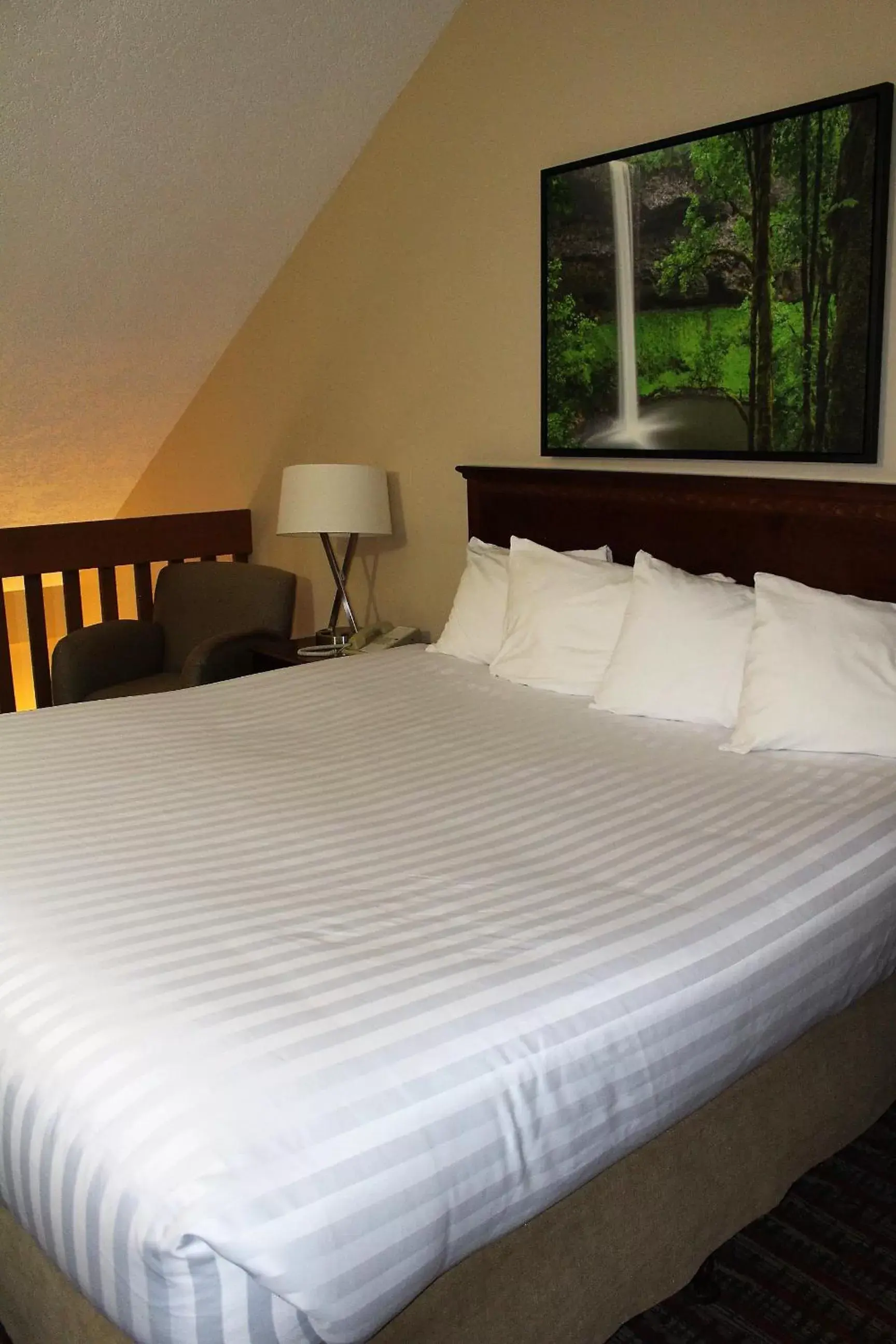 Bed in Ramada by Wyndham Campbell River