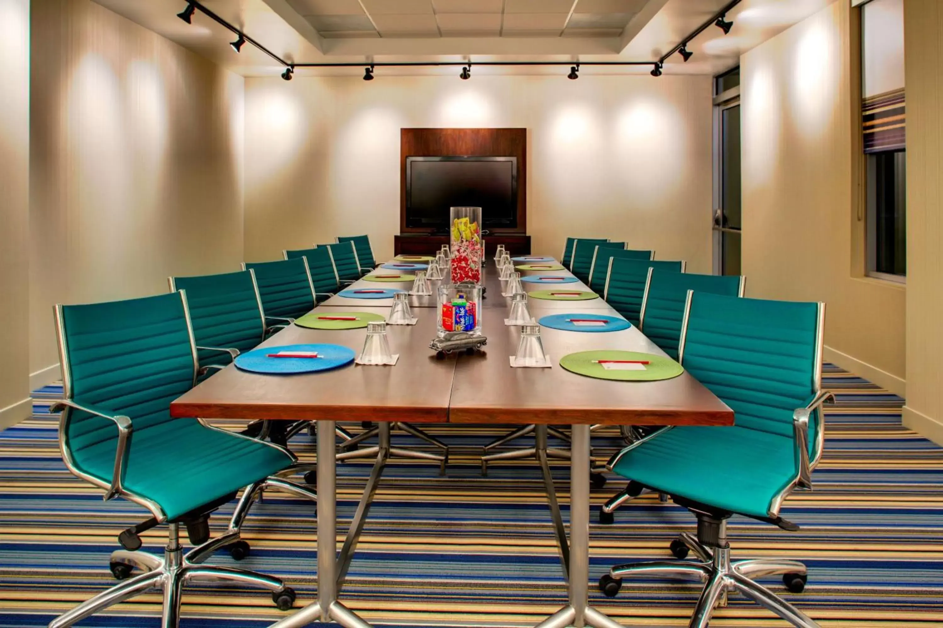 Meeting/conference room in Aloft BWI Baltimore Washington International Airport