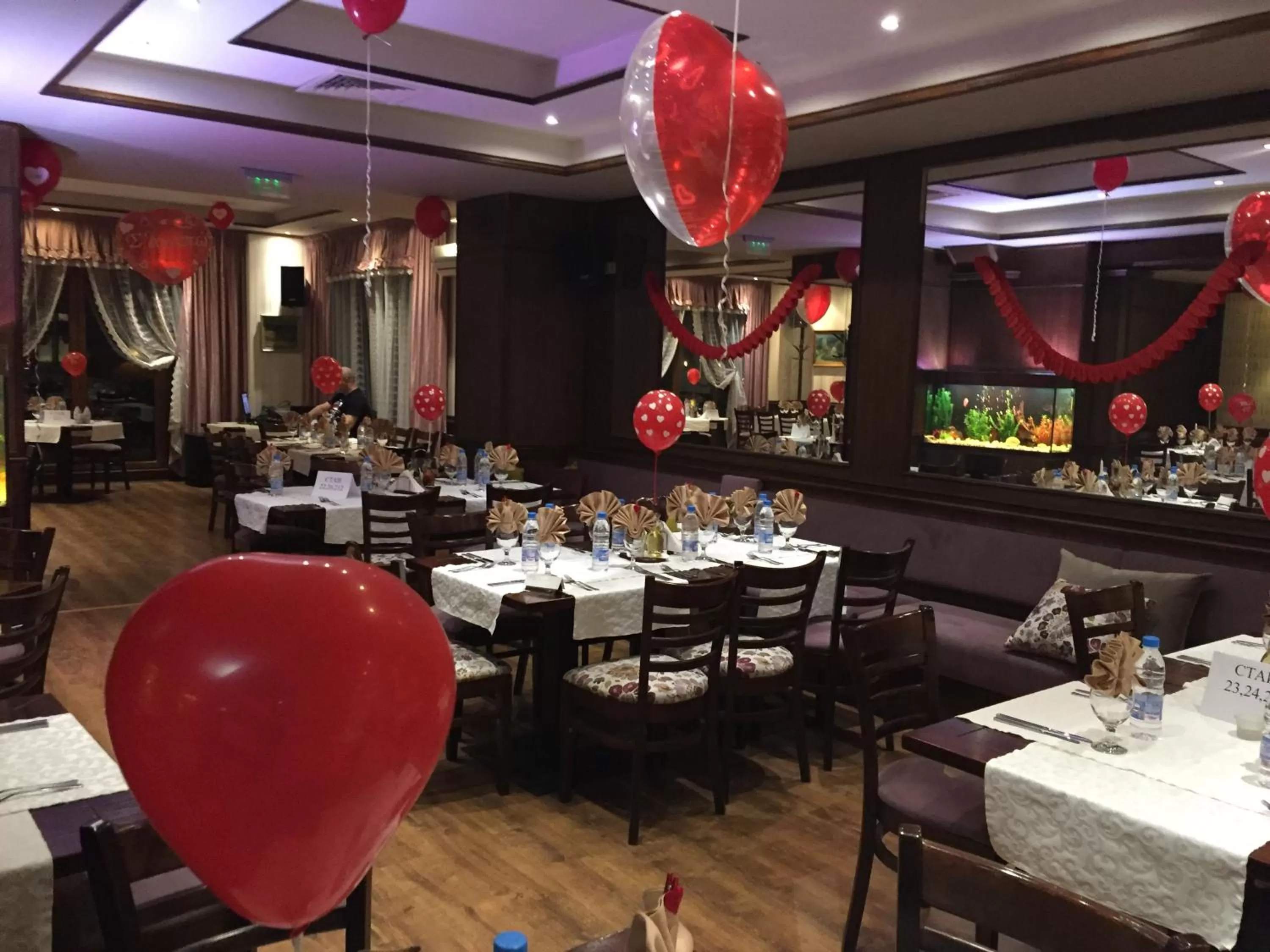 Restaurant/places to eat in Chateau Montagne Hotel Troyan