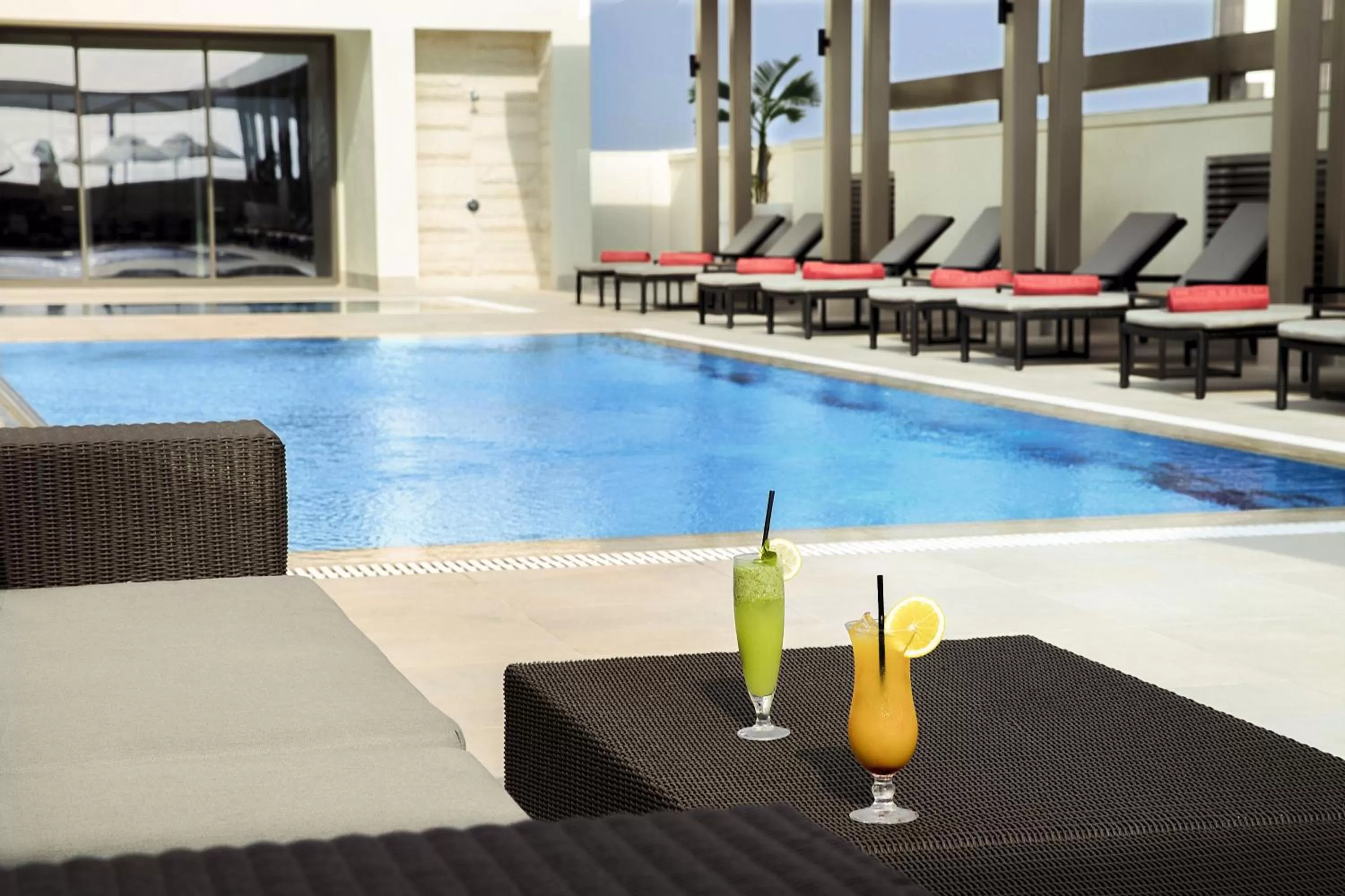 Swimming pool in Centro Shaheen Jeddah by Rotana