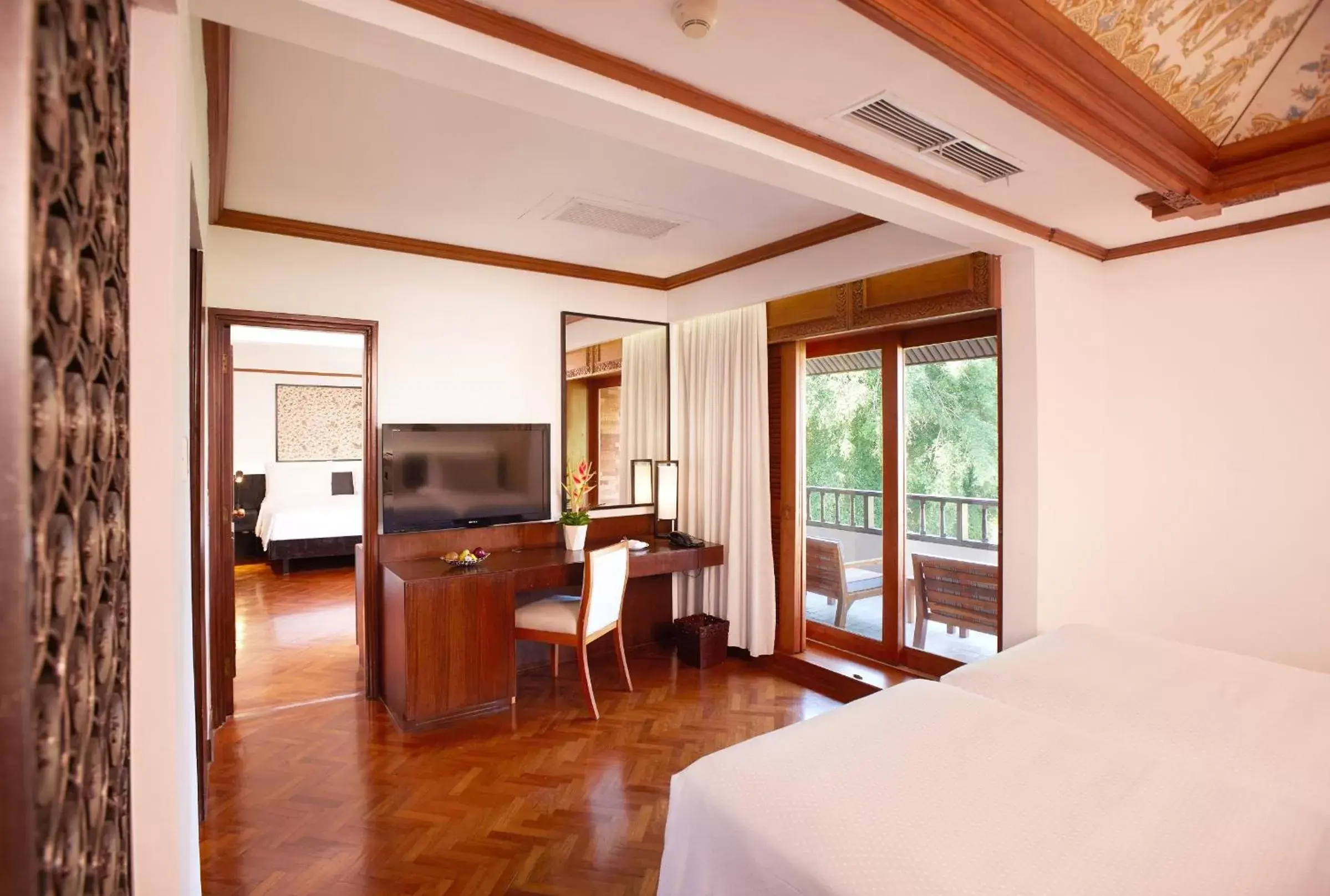 Bedroom, TV/Entertainment Center in Nusa Dua Beach Hotel & Spa, Bali