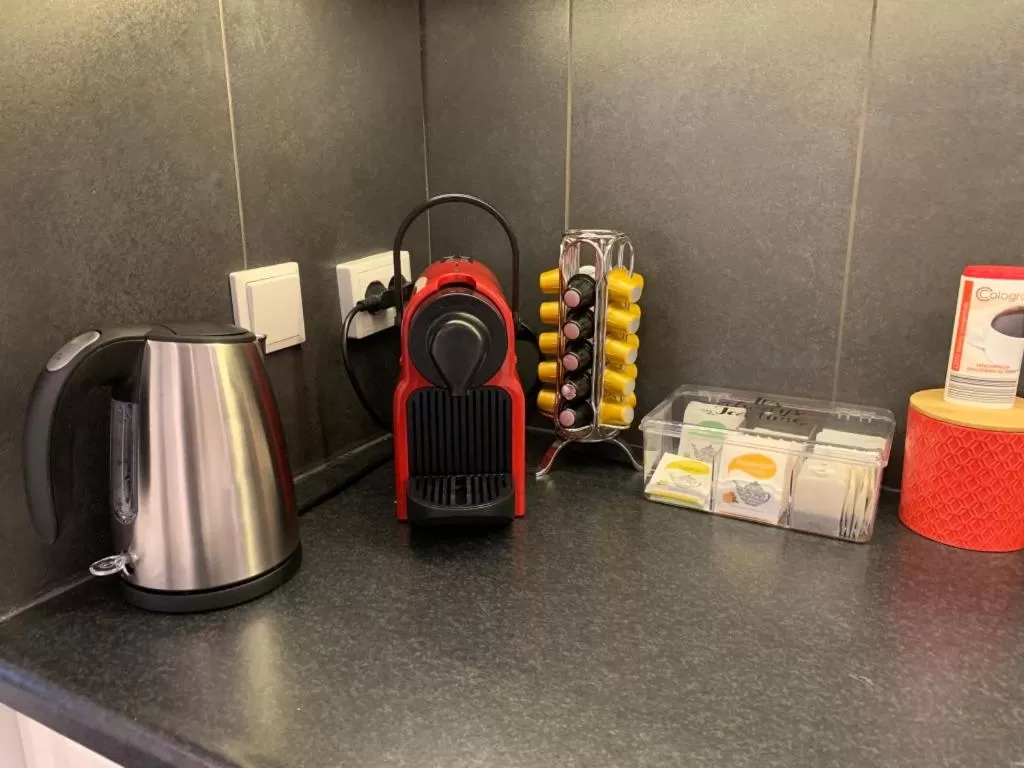 Coffee/tea facilities in B&B Bed & Sauna