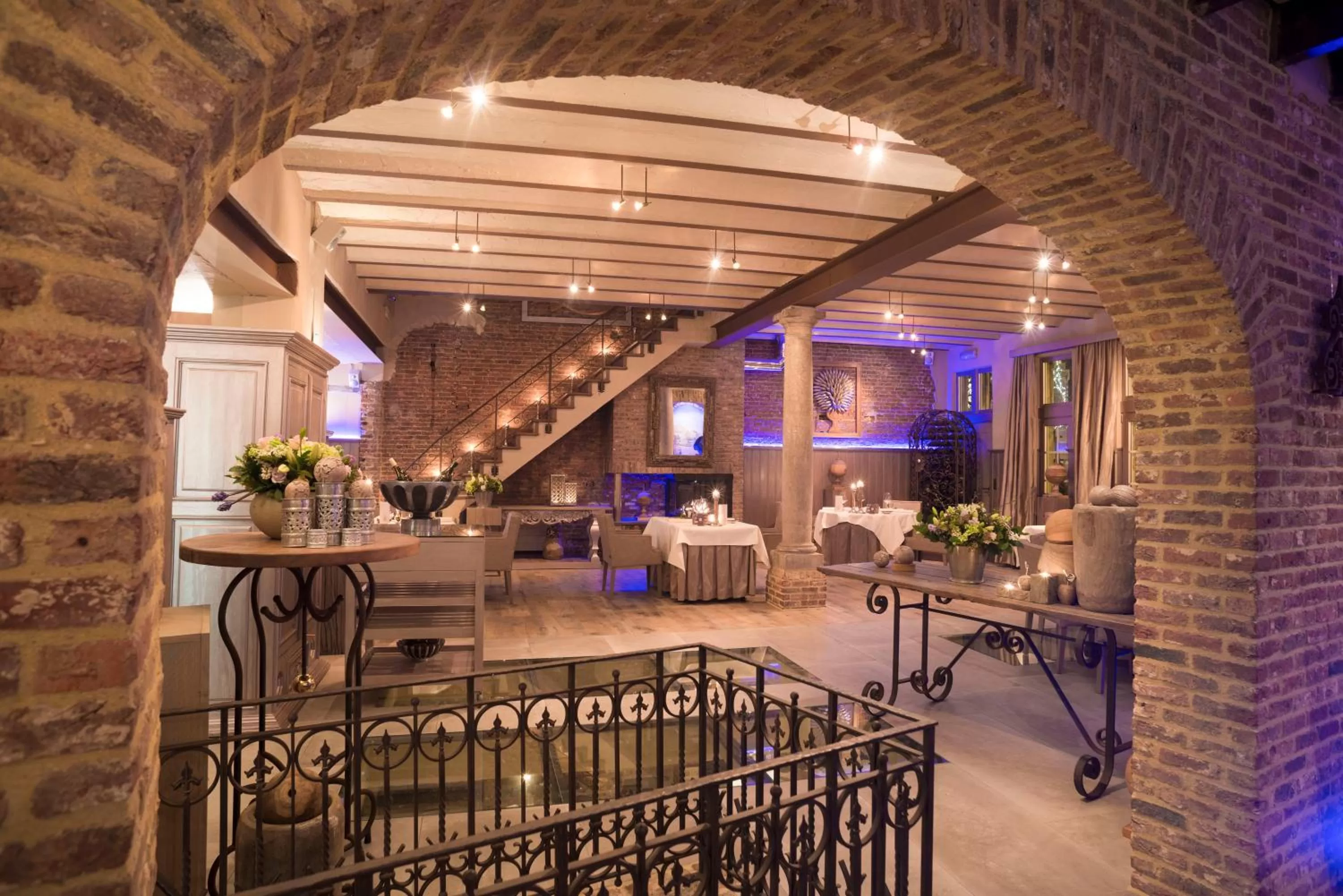 Restaurant/places to eat in Suite & B by Hofke van Bazel