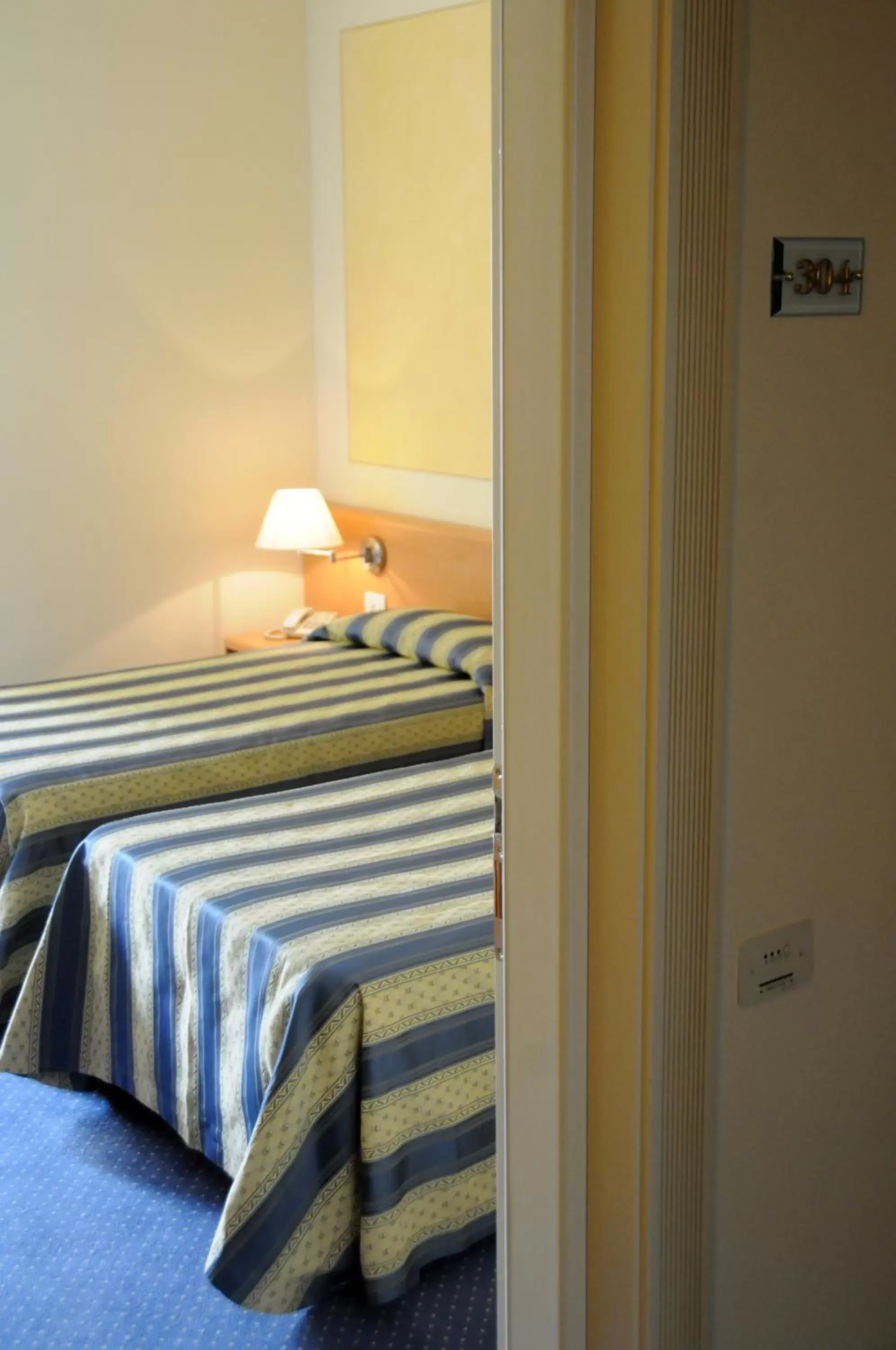 Twin Room in Hotel Continental Brescia