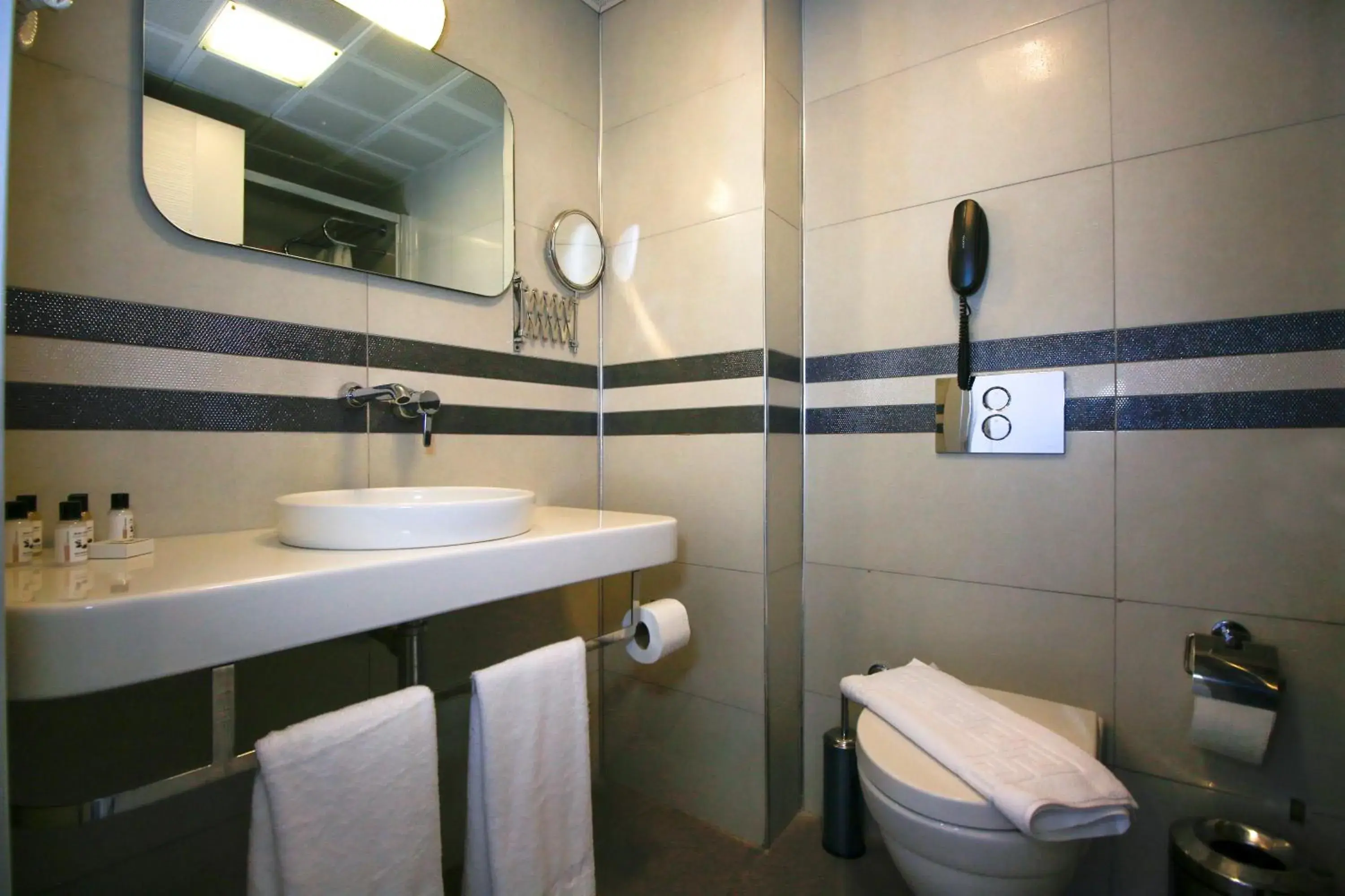 Bathroom in Aurasia Beach Hotel