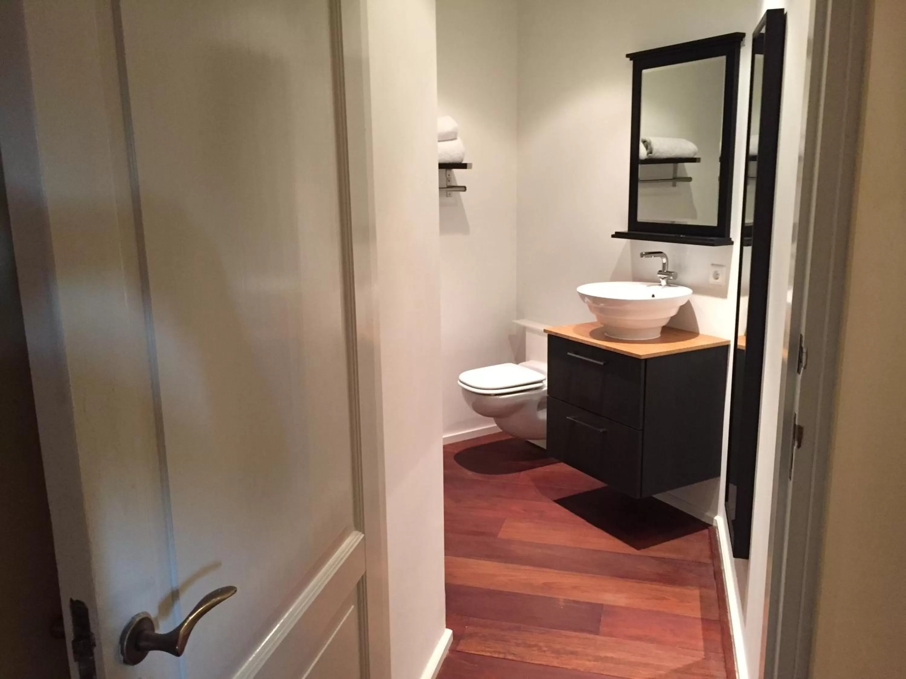 Toilet in Hotel Buenos