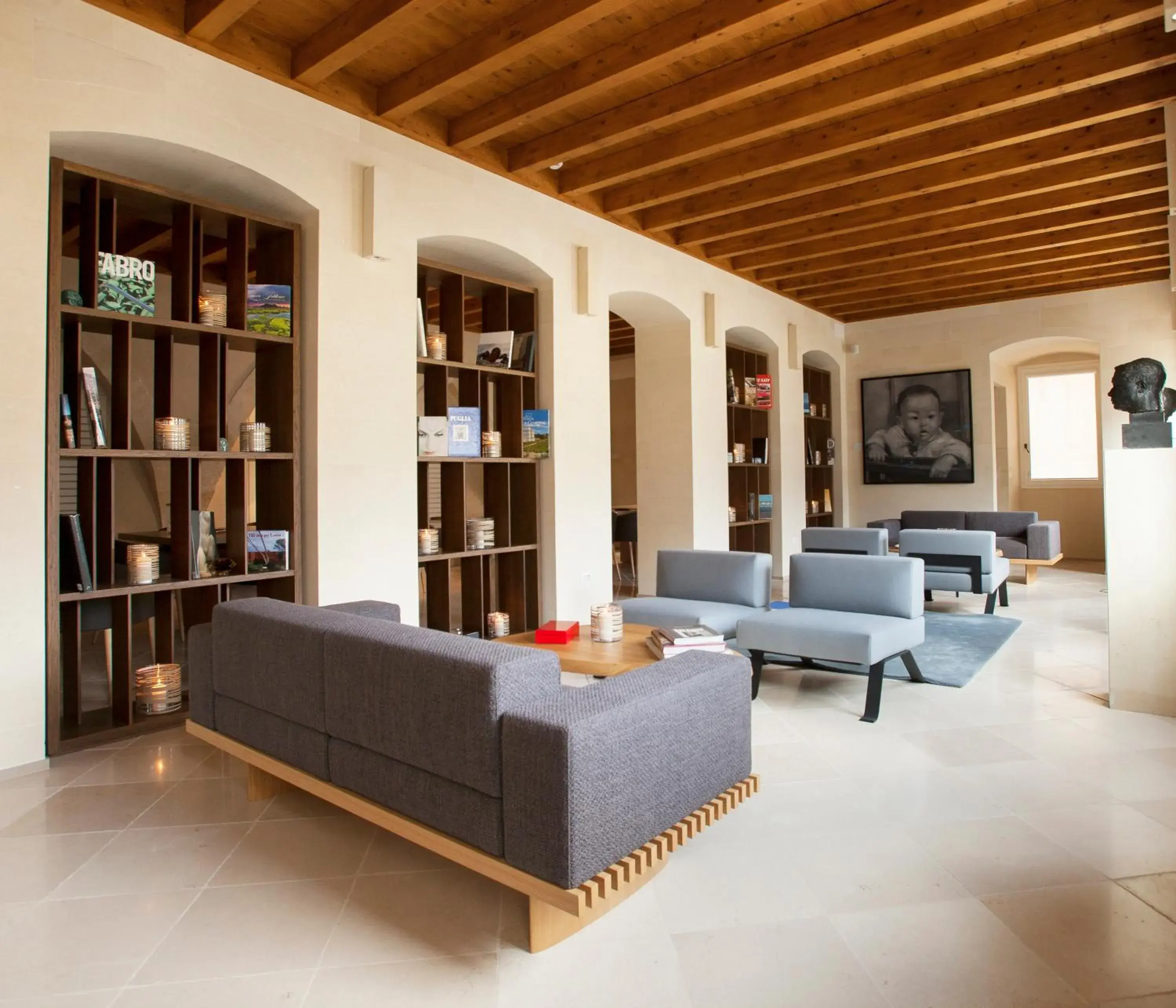 Library, Seating Area in La Fiermontina - luxury home hotel
