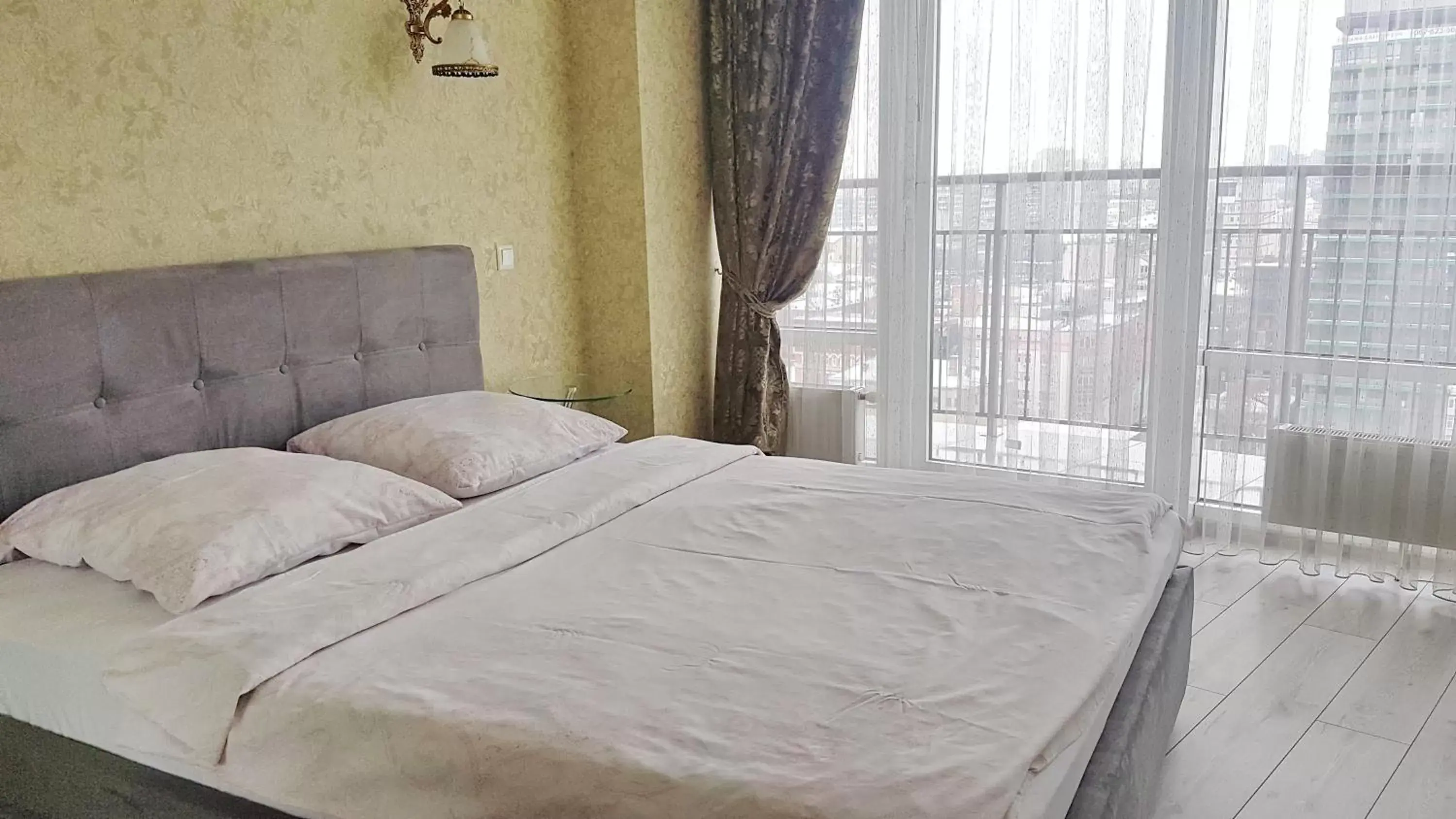 Apartment with one bedroom, balcony and river view in Best Apartments in Most City, River View Apartment with one bedroom, balcony and river view in Best Apartments in Most City, River View