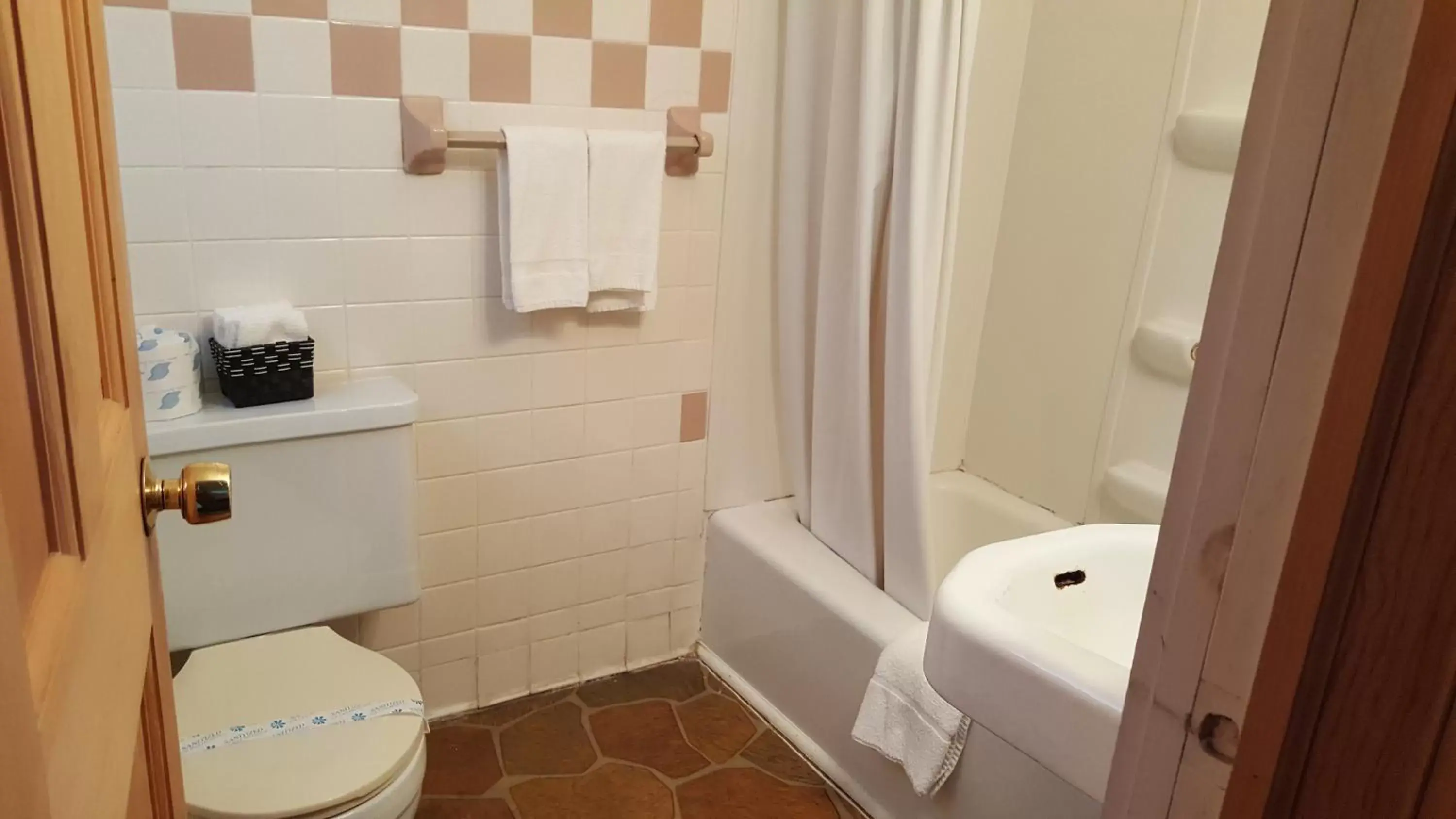 Bathroom in Clark's Beach Motel