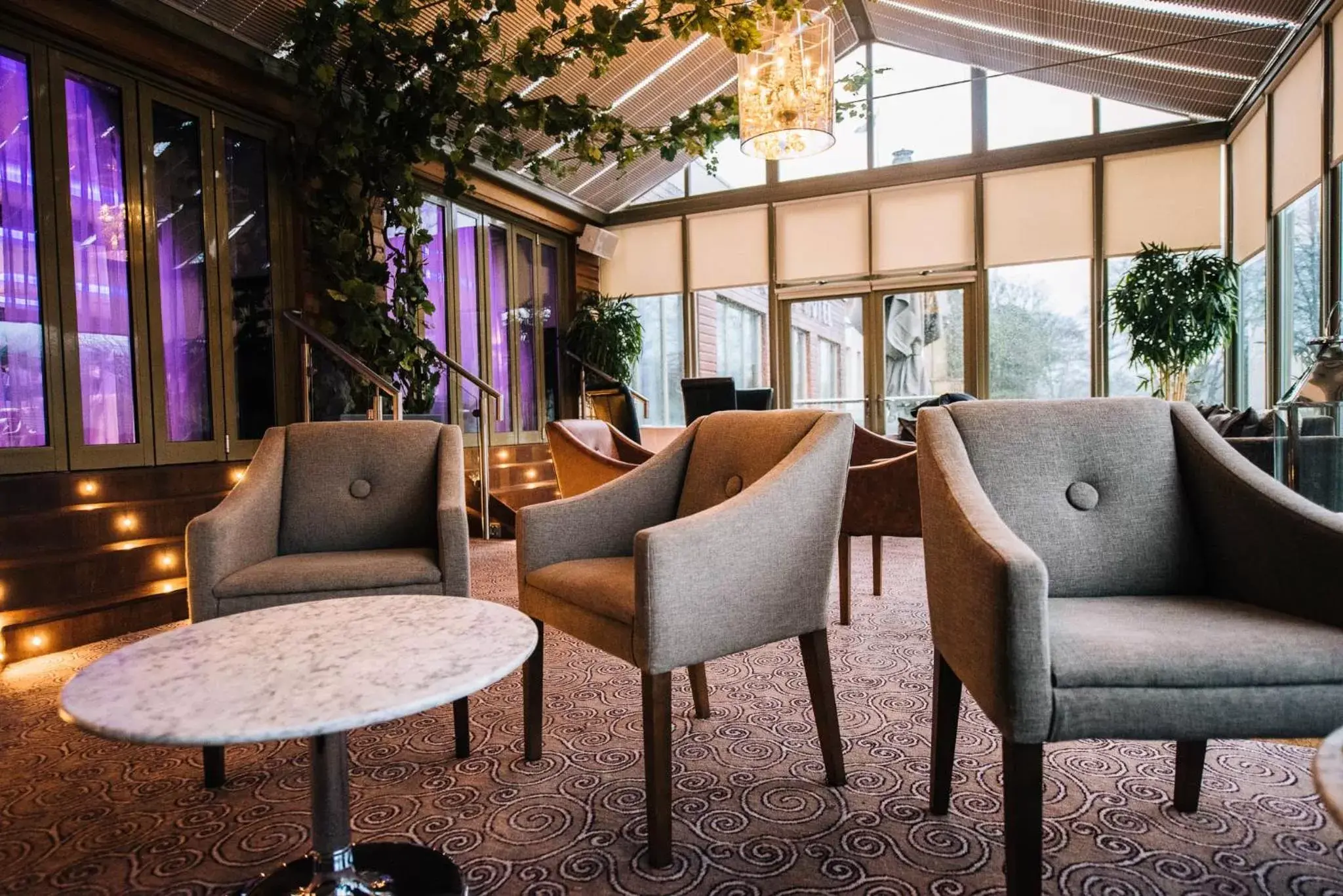 Lounge or bar in Lynnhurst Hotel