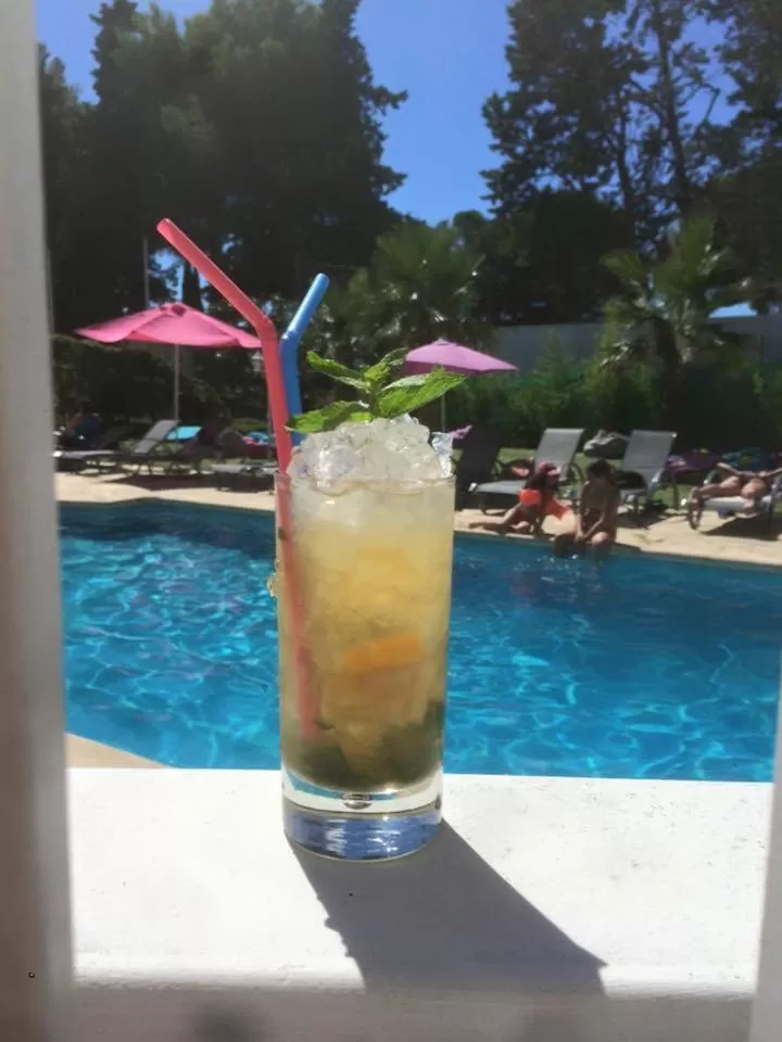 Day in Hotel & Restaurant Le Mejean - Parc des Expositions