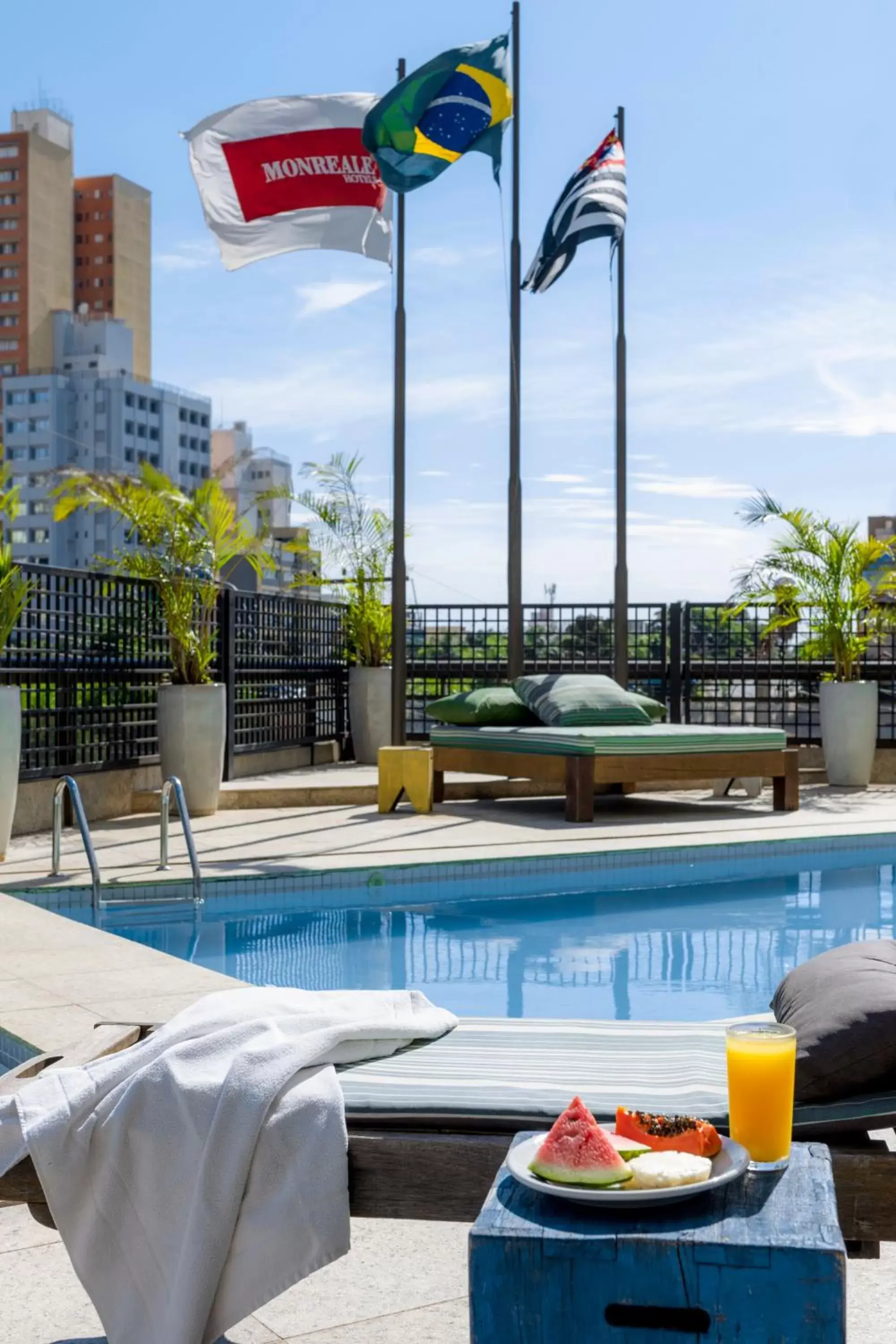 Swimming Pool in Monreale Plus Midtown Campinas