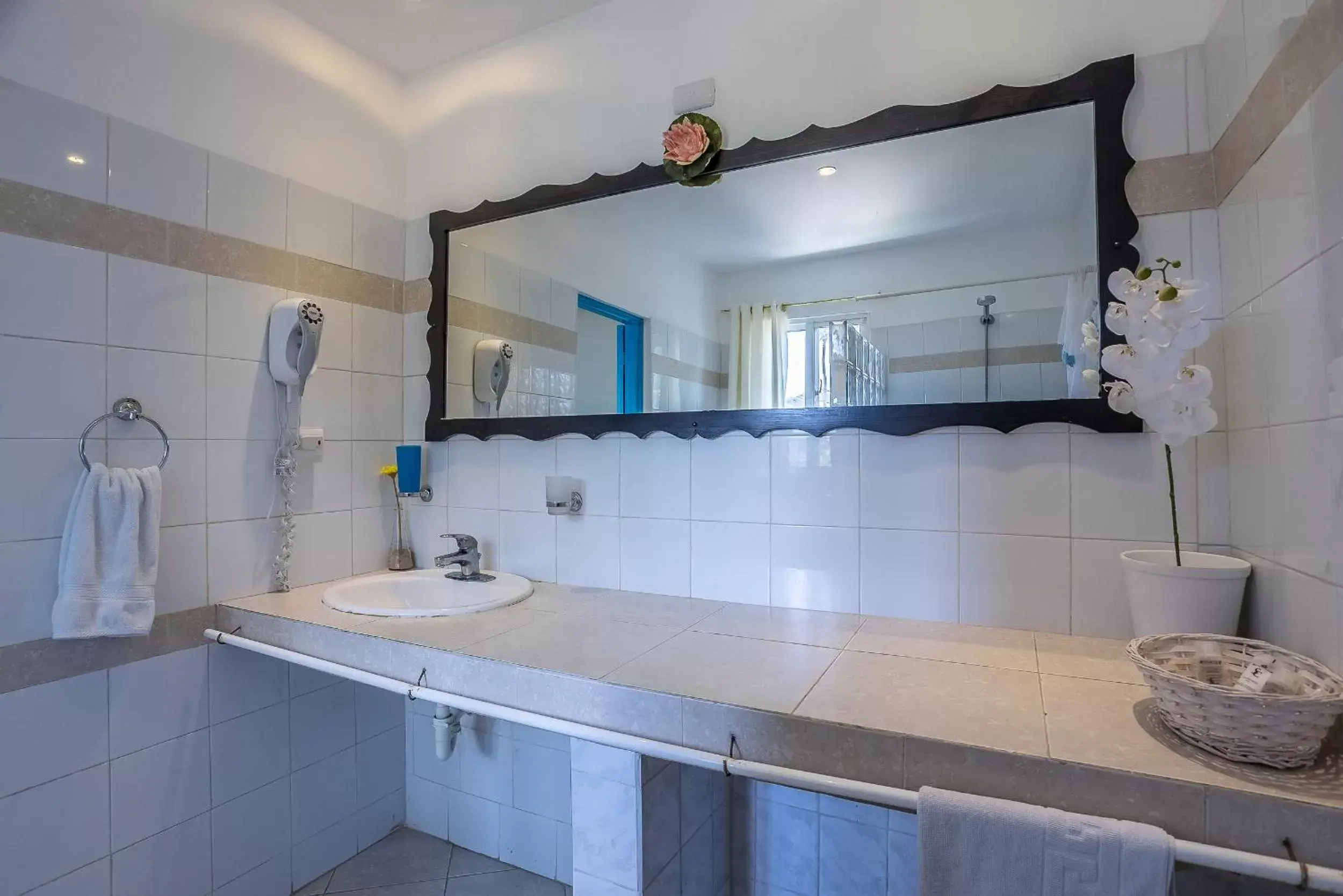 Bathroom in Costarena Beach Hotel