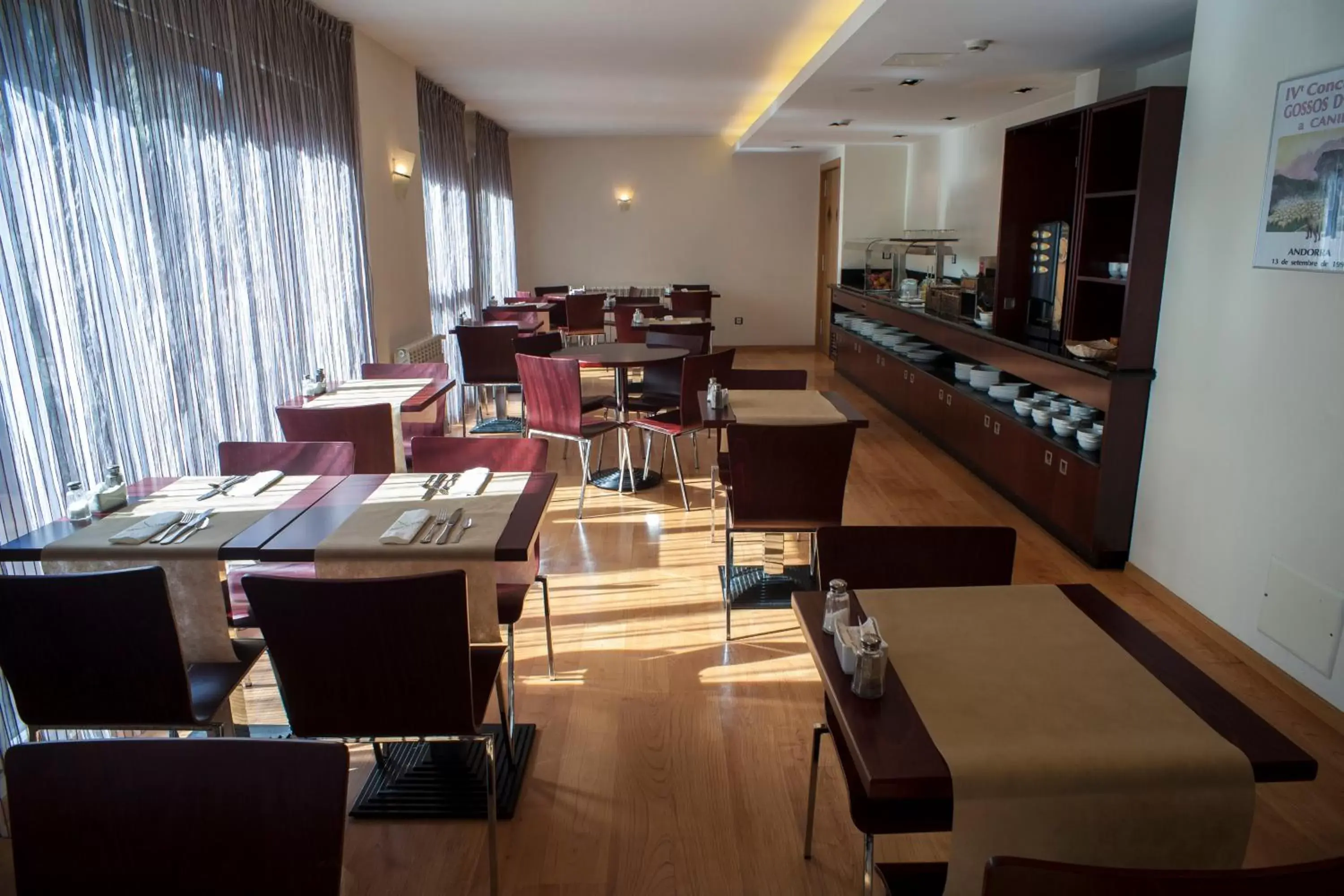 Lounge or bar, Restaurant/Places to Eat in Obaga Blanca & Spa