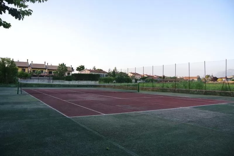 Tennis court in Villa Nicodemo