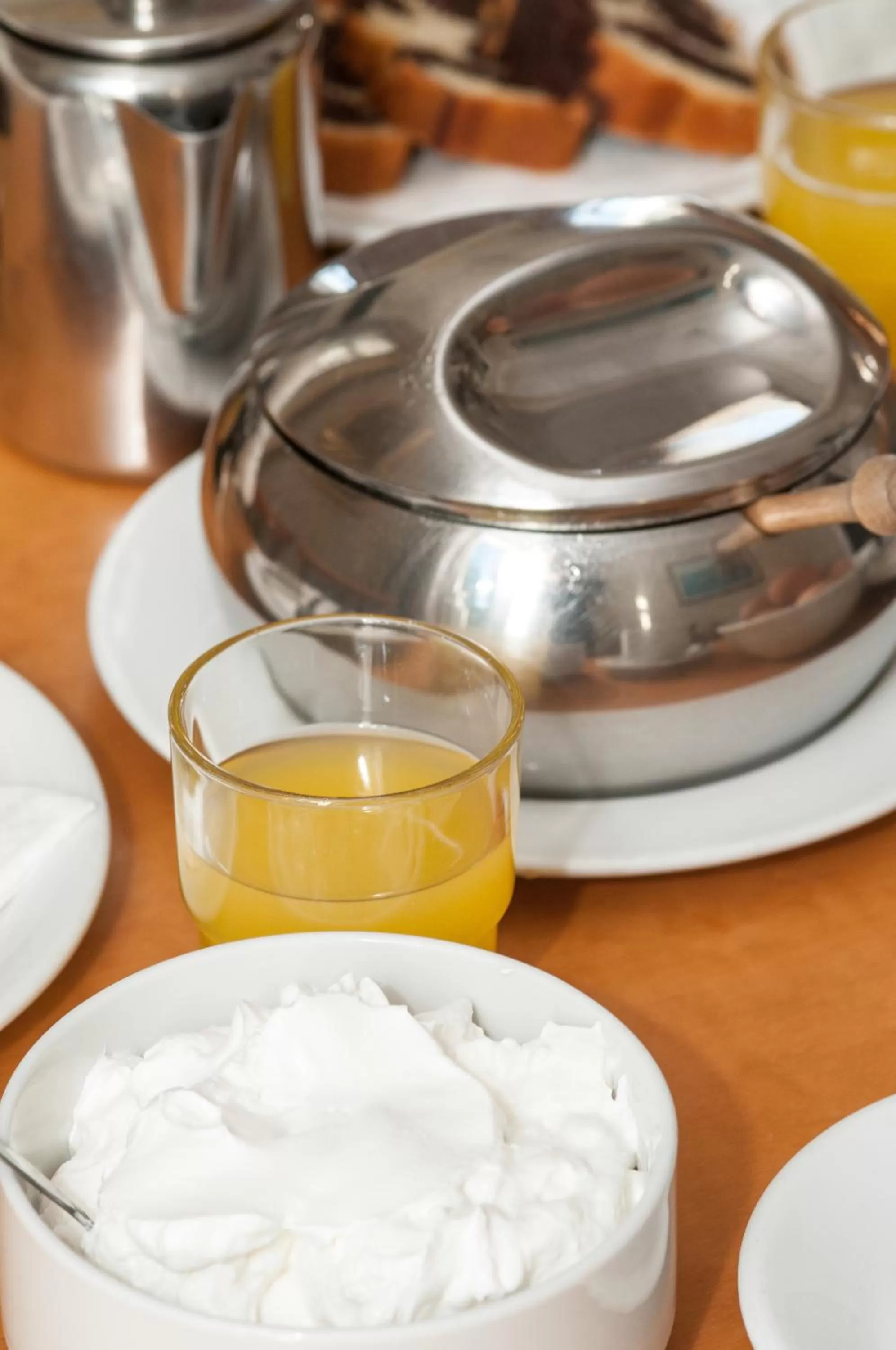 Coffee/tea facilities in Cecil Hotel