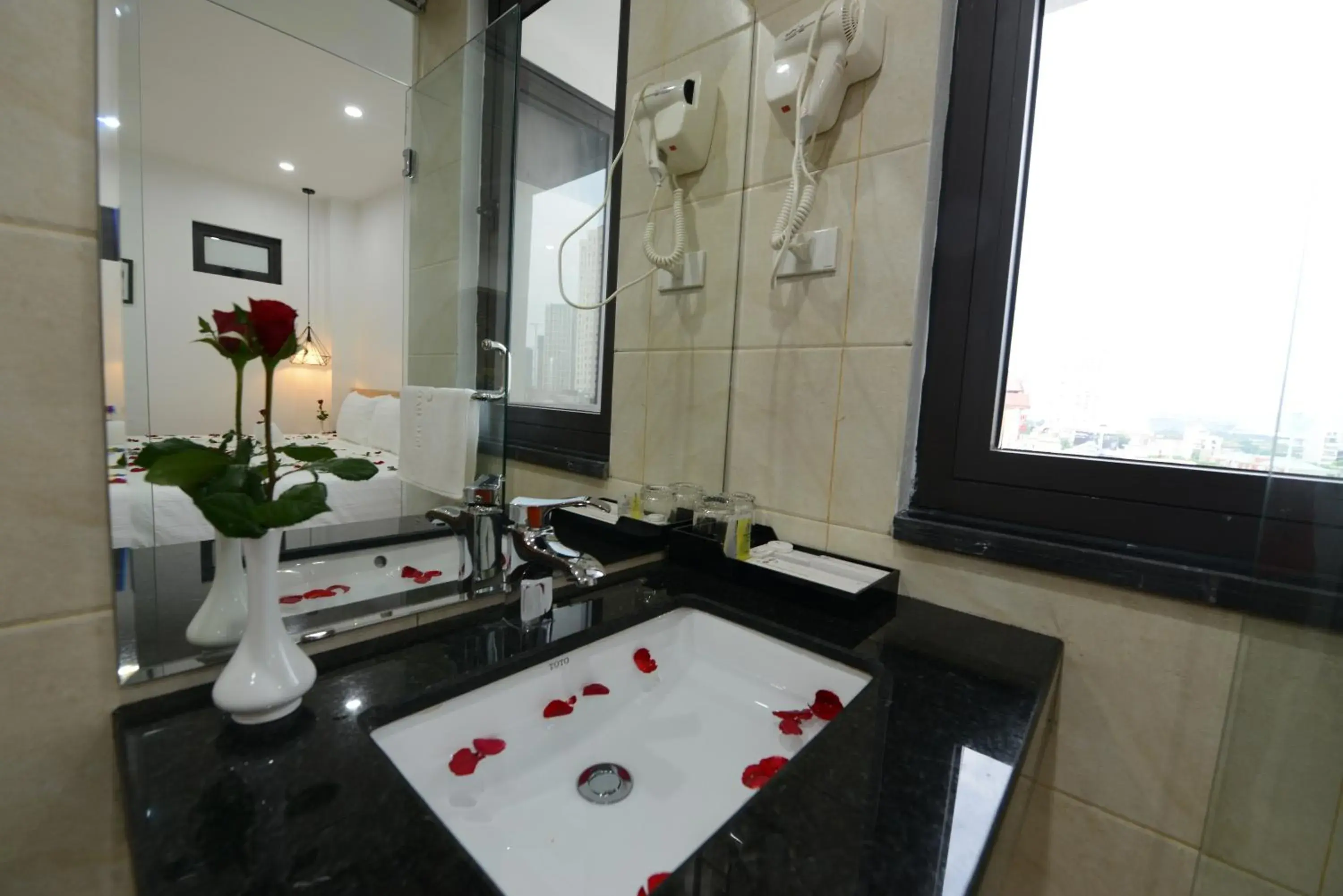 Bathroom in Blue Hanoi Inn City Hotel