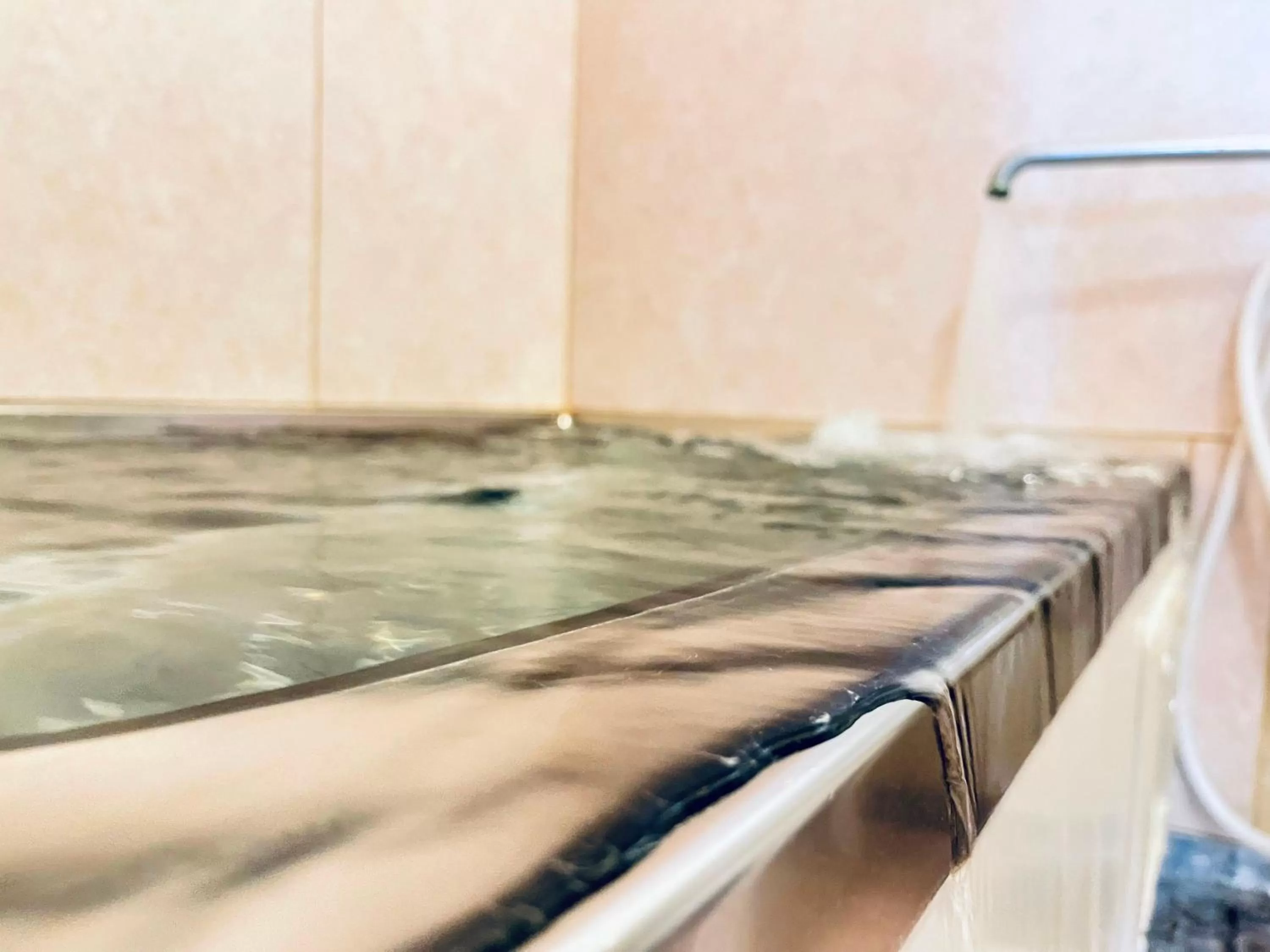 Hot Spring Bath in Fukiya