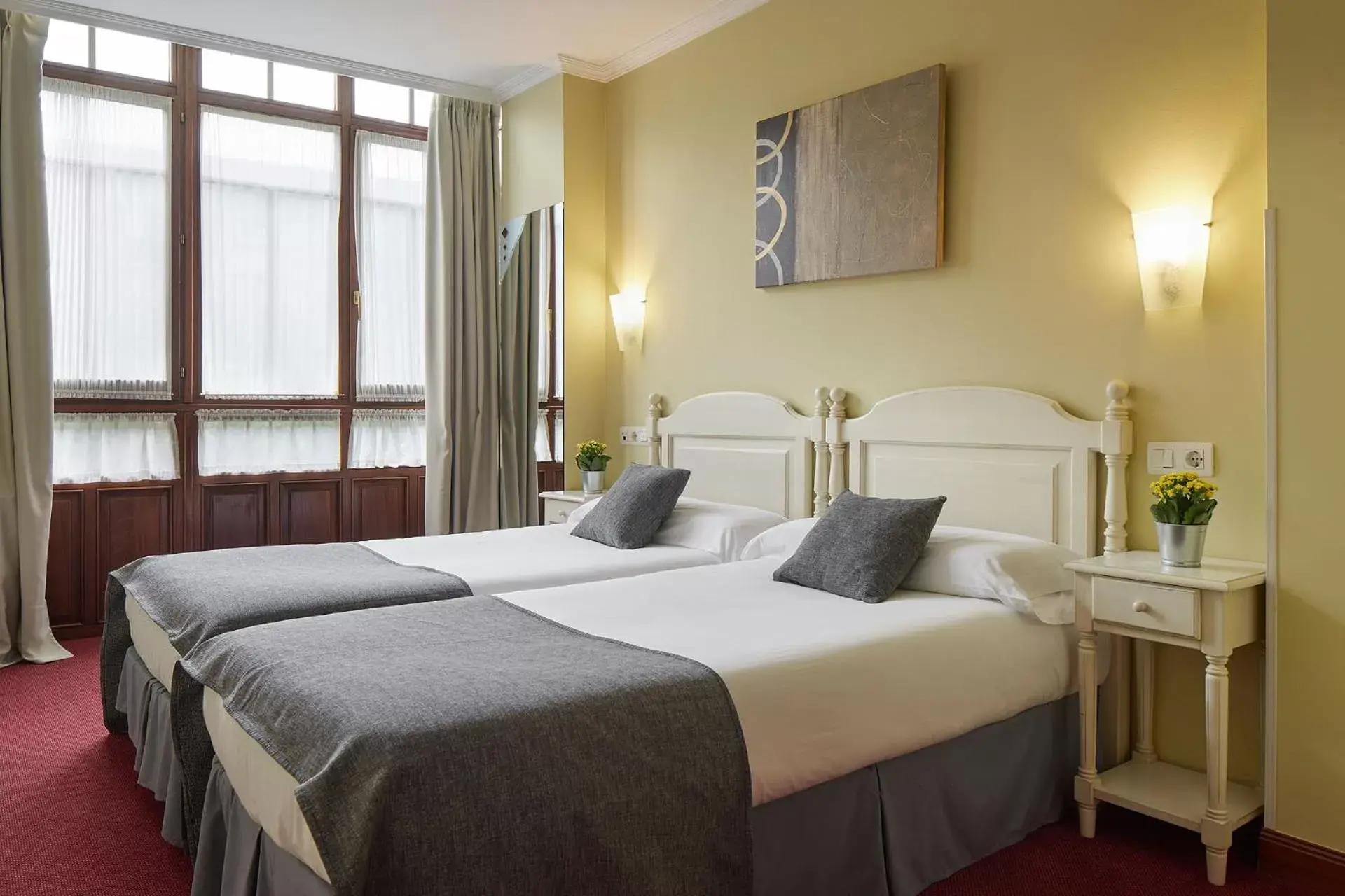 Bed in IRAIPE Ongi Hotel Auto Check-in Bed in IRAIPE Ongi Hotel Auto Check-in