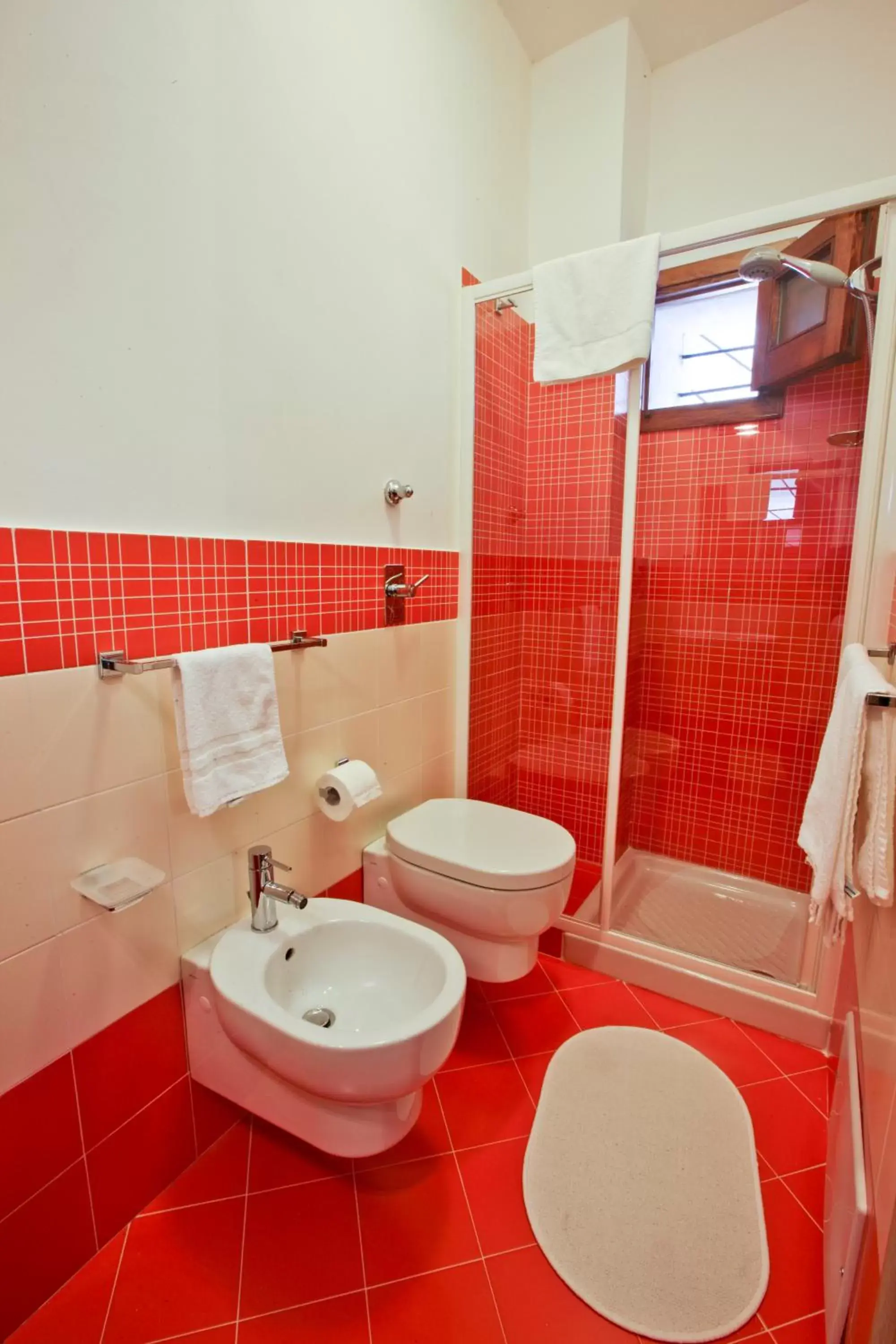 Bathroom in Cortile Antico