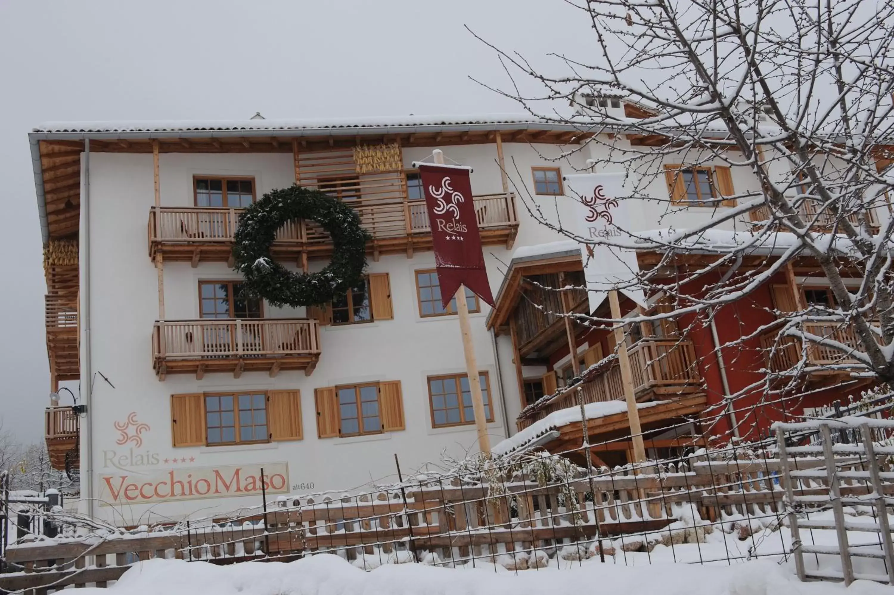 Facade/entrance, Winter in Hotel Relais Vecchio Maso