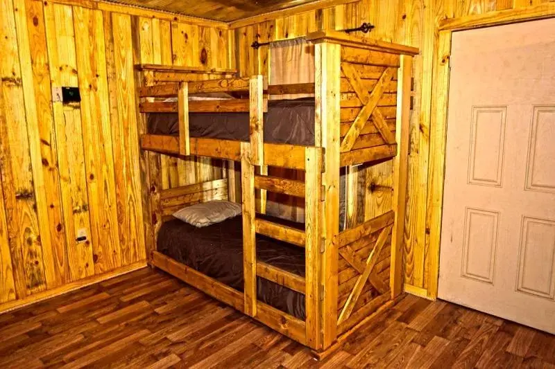 bunk bed in Diamonds Old West