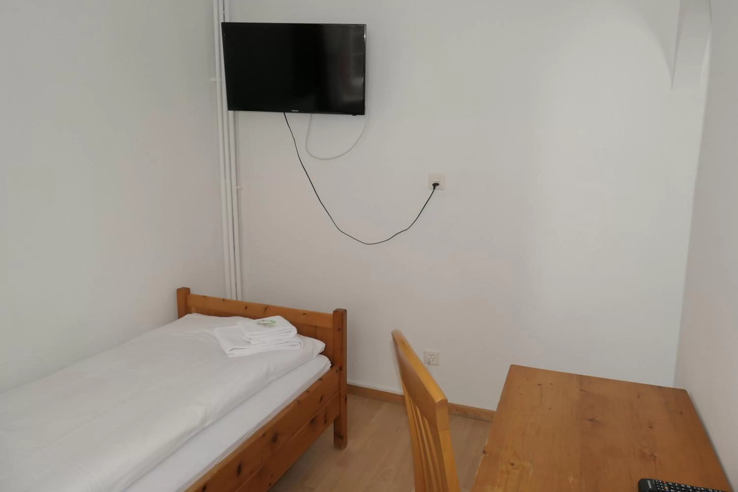 Bedroom, Bed in Hotel Franziskaner