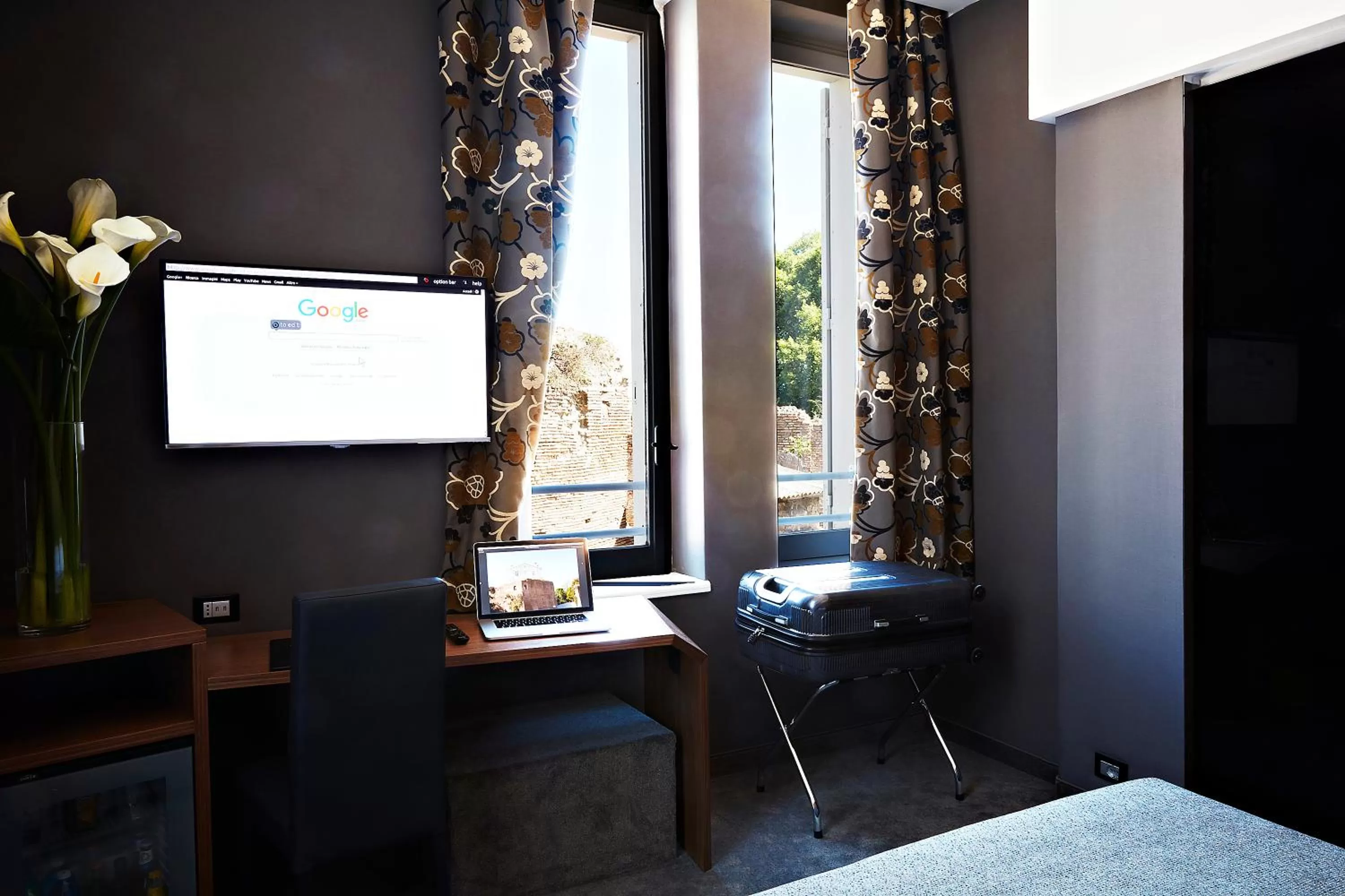 Bedroom, Bed in Hotel The Building