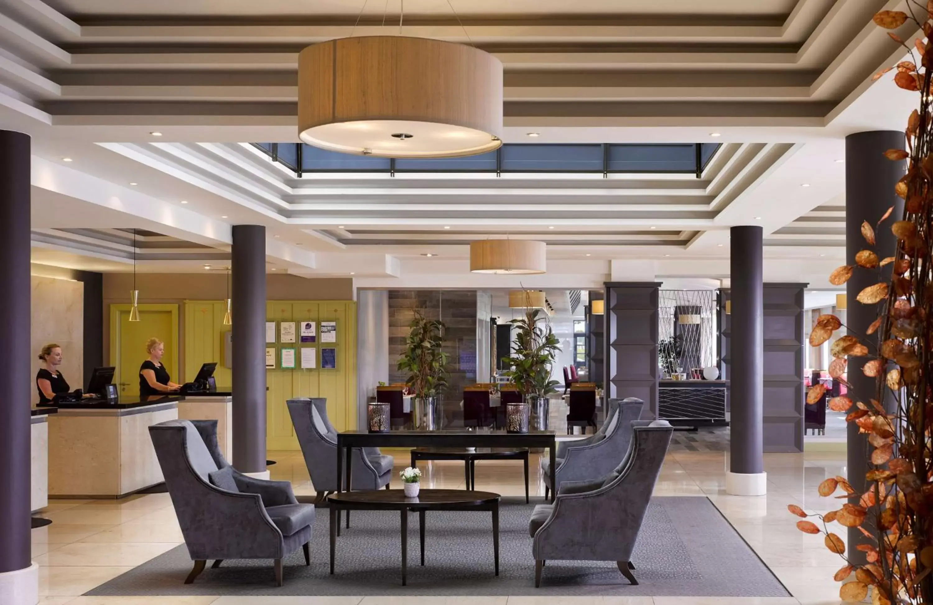 Lobby or reception in Radisson BLU Hotel & Spa, Sligo