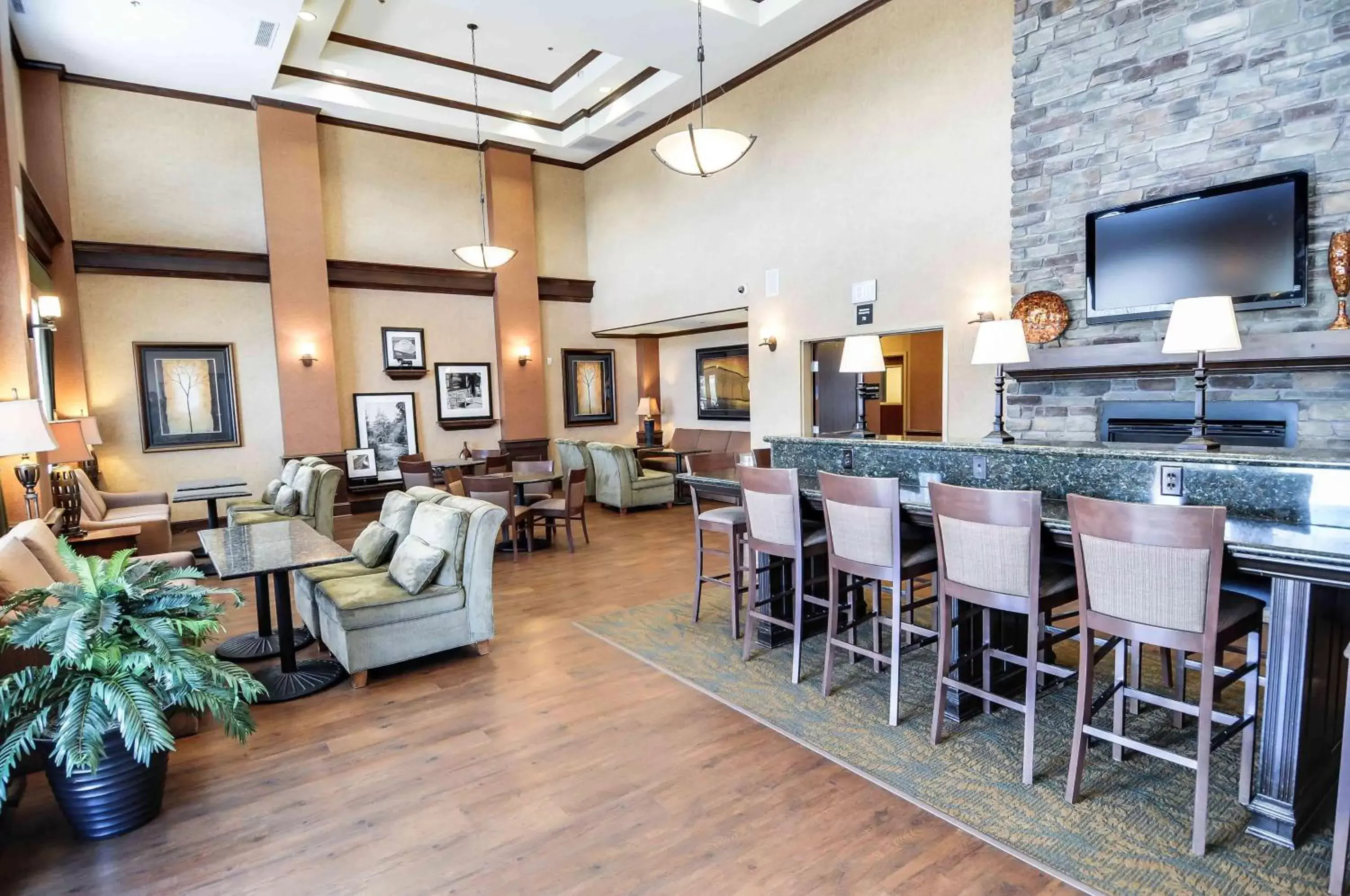 Dining area in Hampton Inn & Suites Pinedale