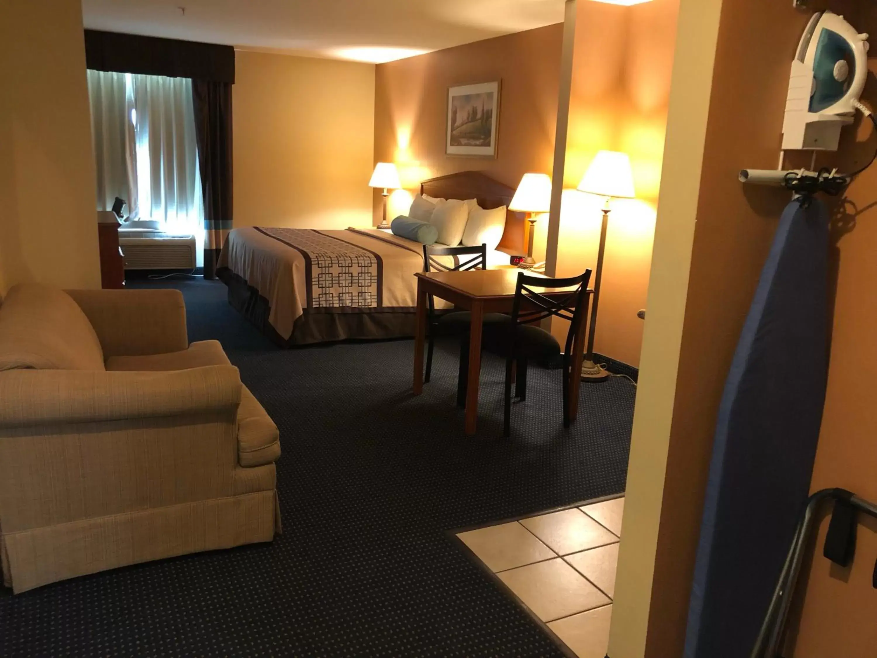 Photo of the whole room in Days Inn & Suites by Wyndham Thibodaux