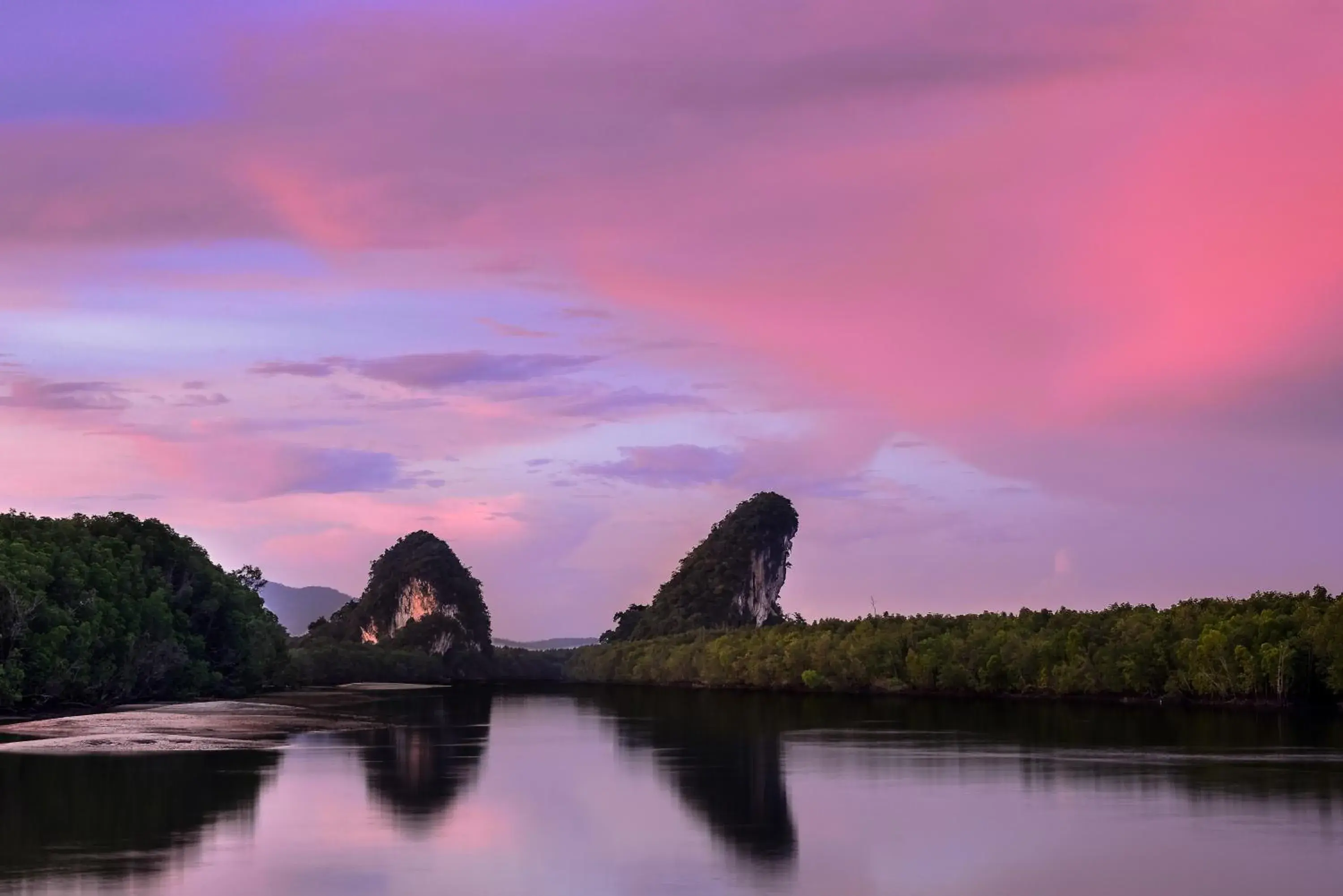 Landmark view in The River Scene Landmark view in The River Scene