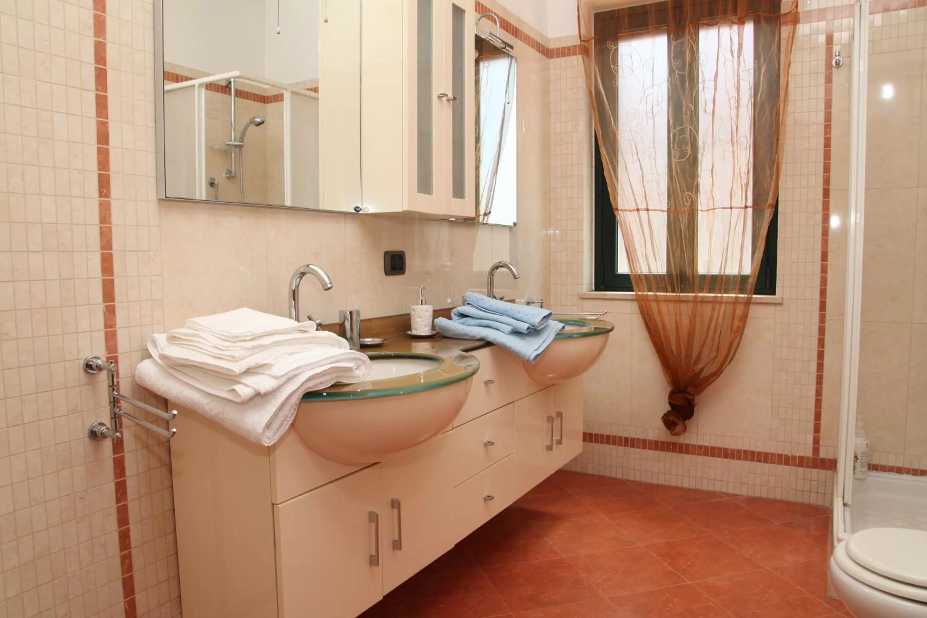 Shower in La Collina Capo d'Orlando