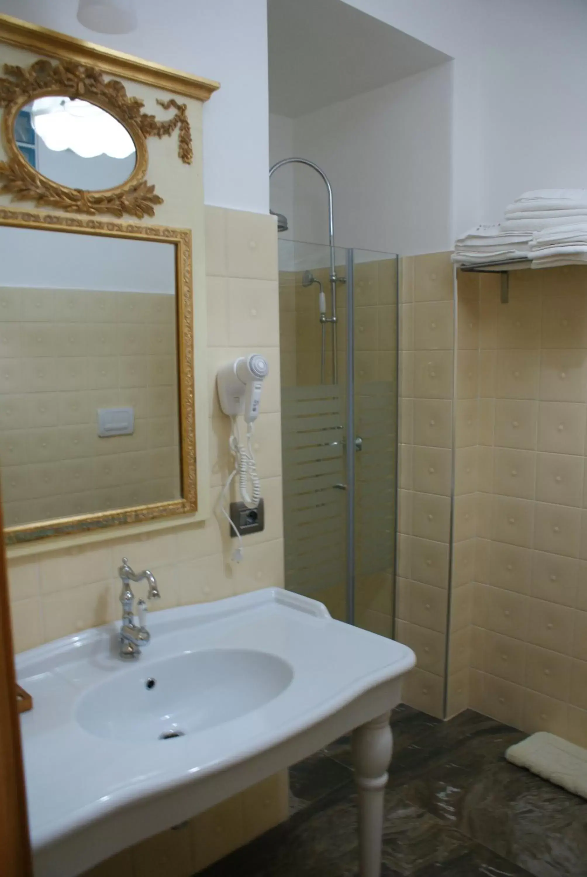 Bathroom in Villa Minieri Resort & SPA