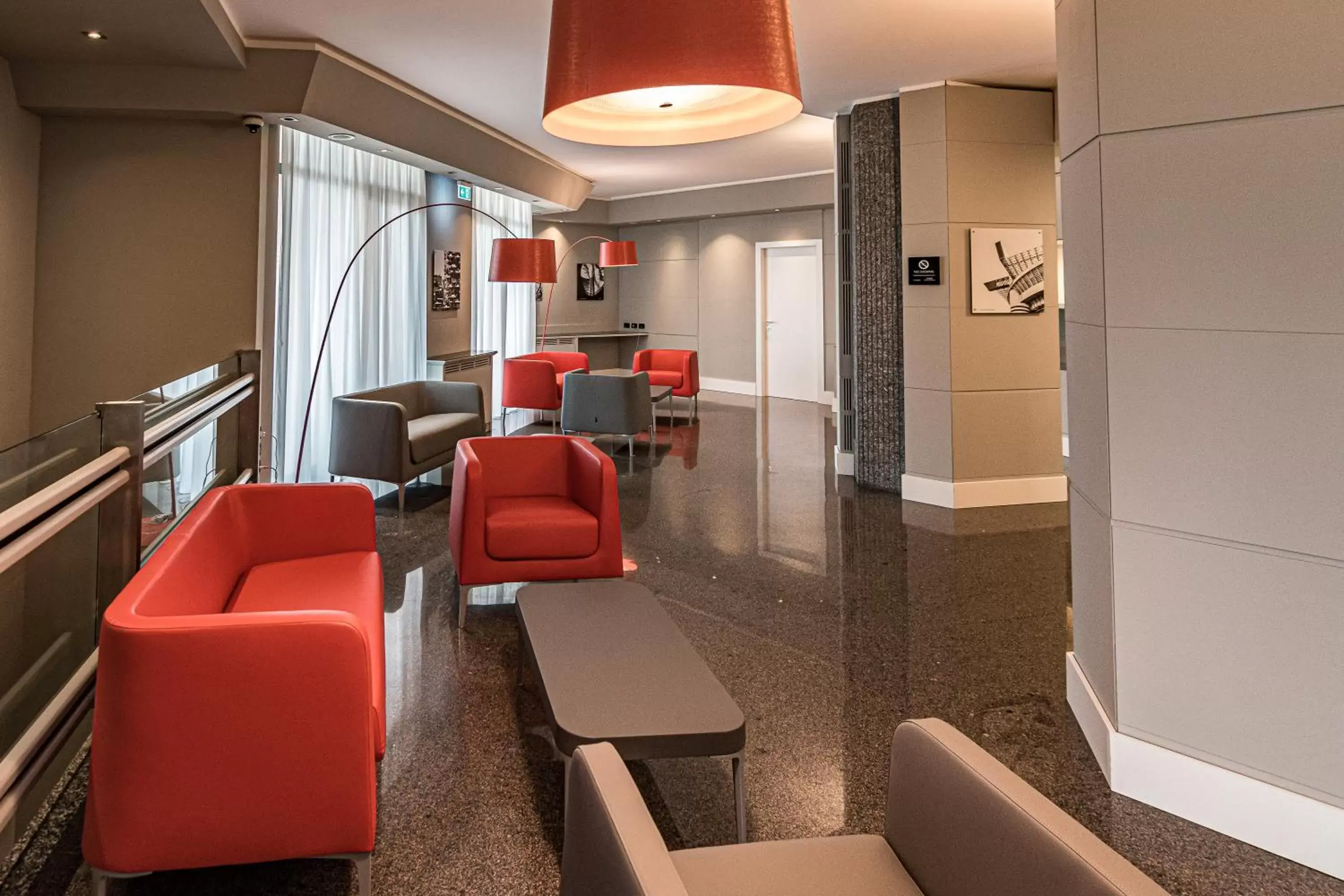 Lobby or reception, Seating Area in BB Hotels Smarthotel Re Milano Nord