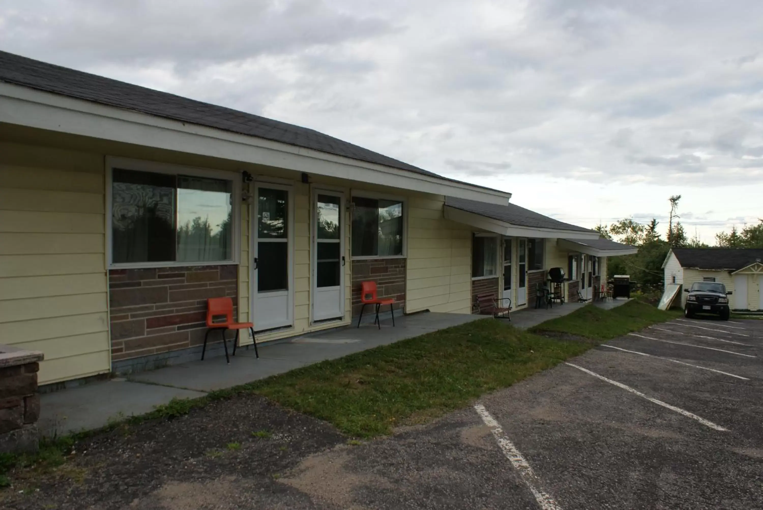 Facade/entrance, Property Building in Regent Motel