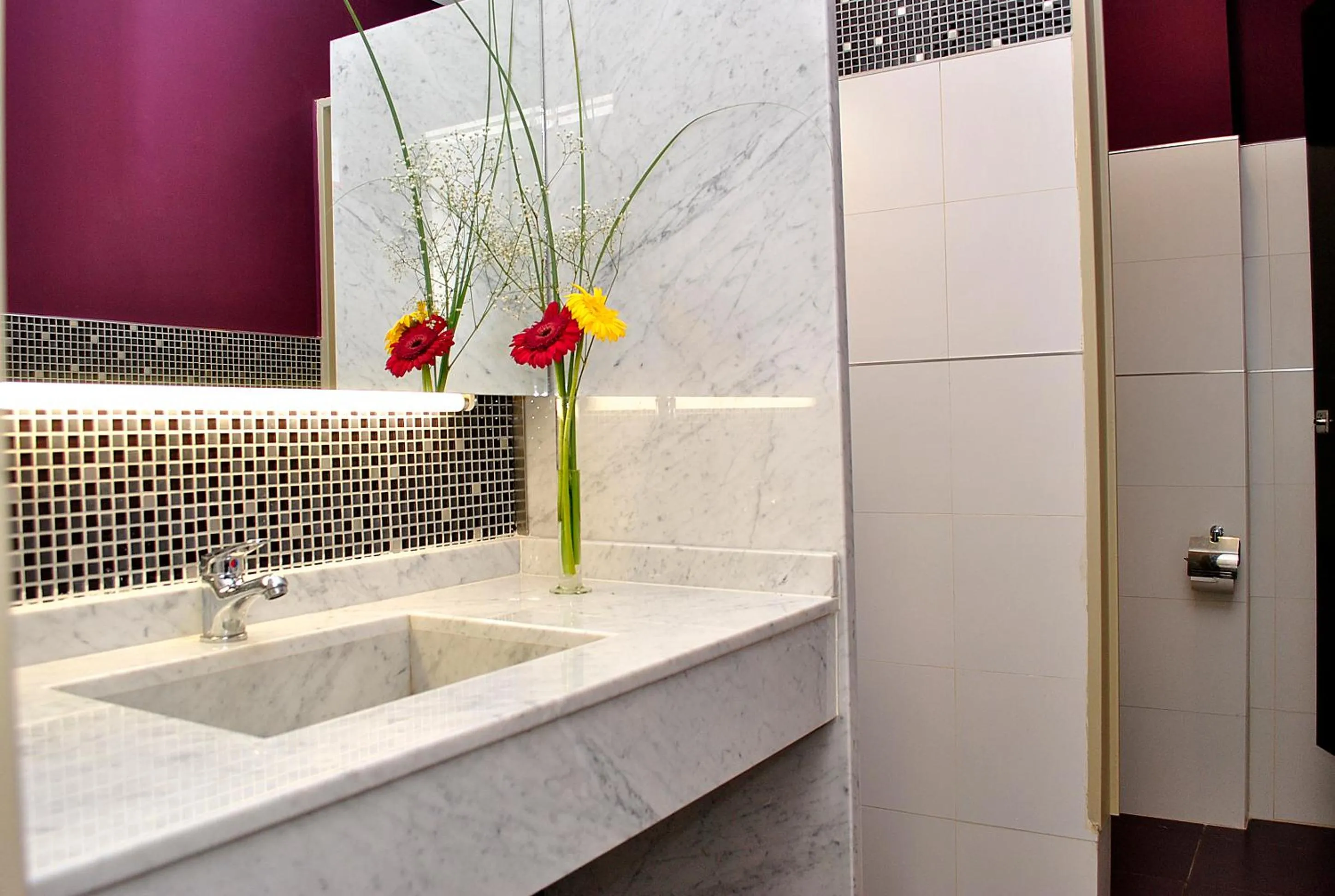 Bathroom in Kube Apartments Express